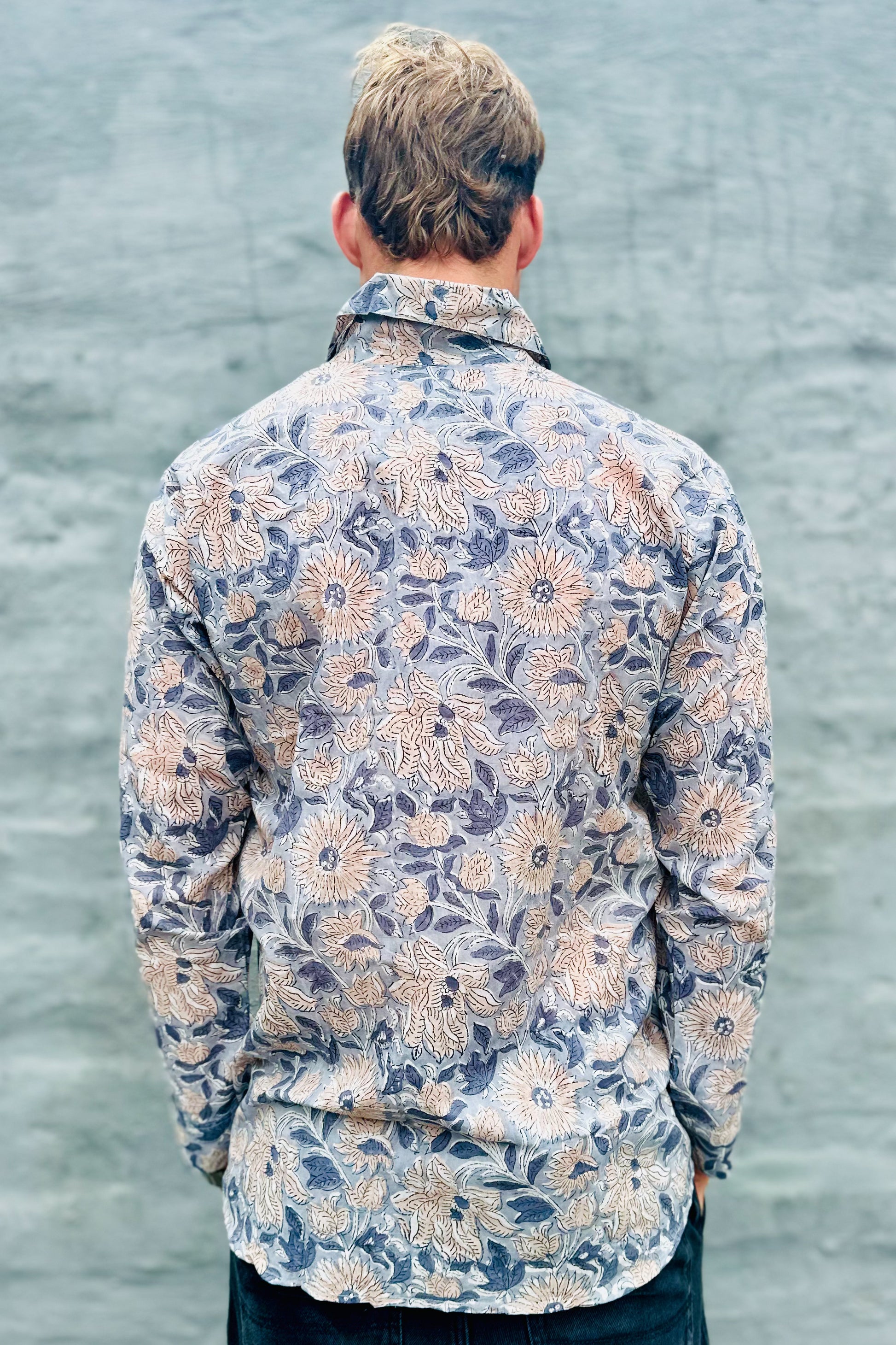 Men's Long Sleeve Shirt In Grey Garden