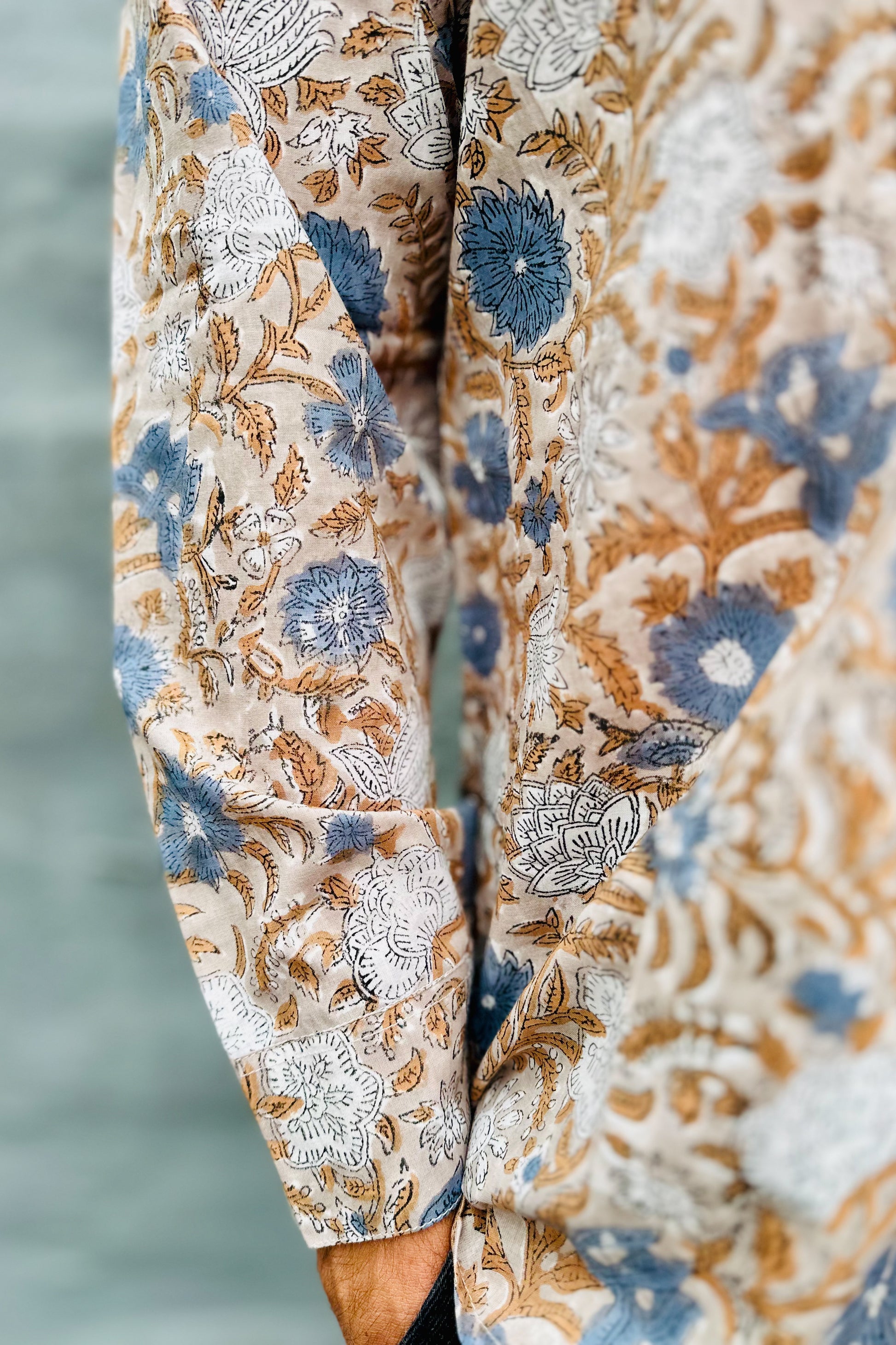 Men's Long Sleeve Shirt In Natural Floral