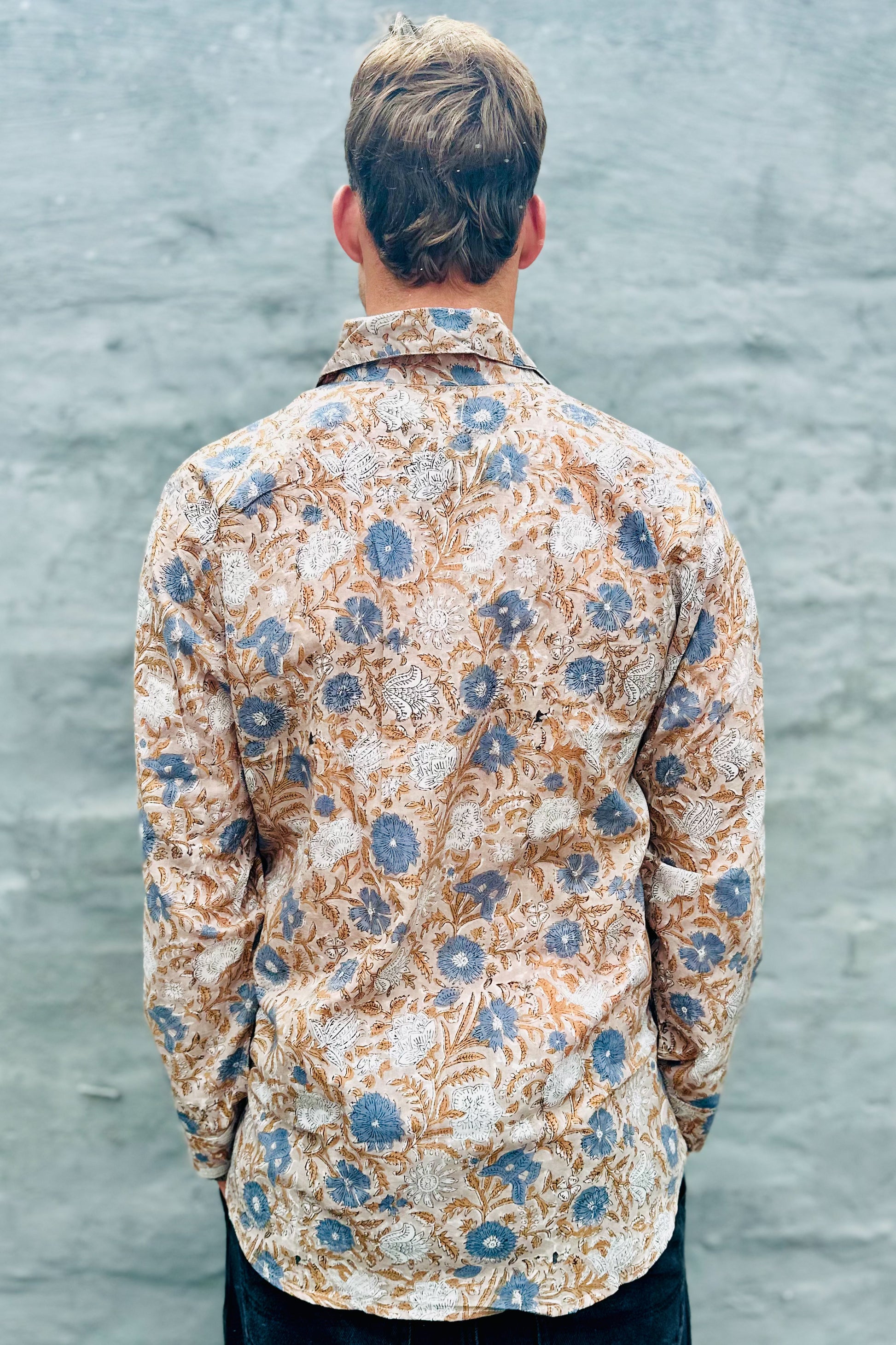 Men's Long Sleeve Shirt In Natural Floral
