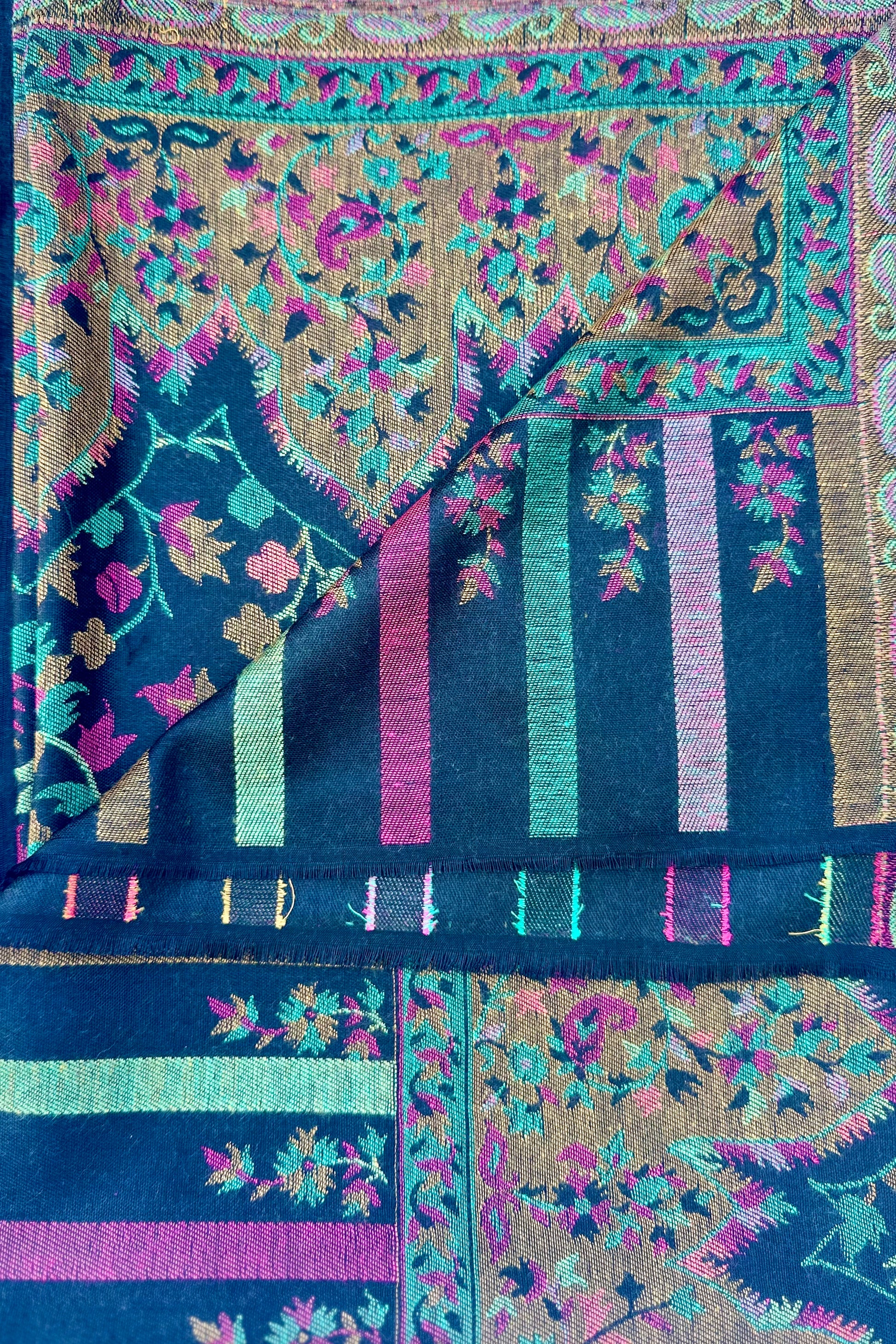 Cashmere & Bamboo Scarf In Black Botanical