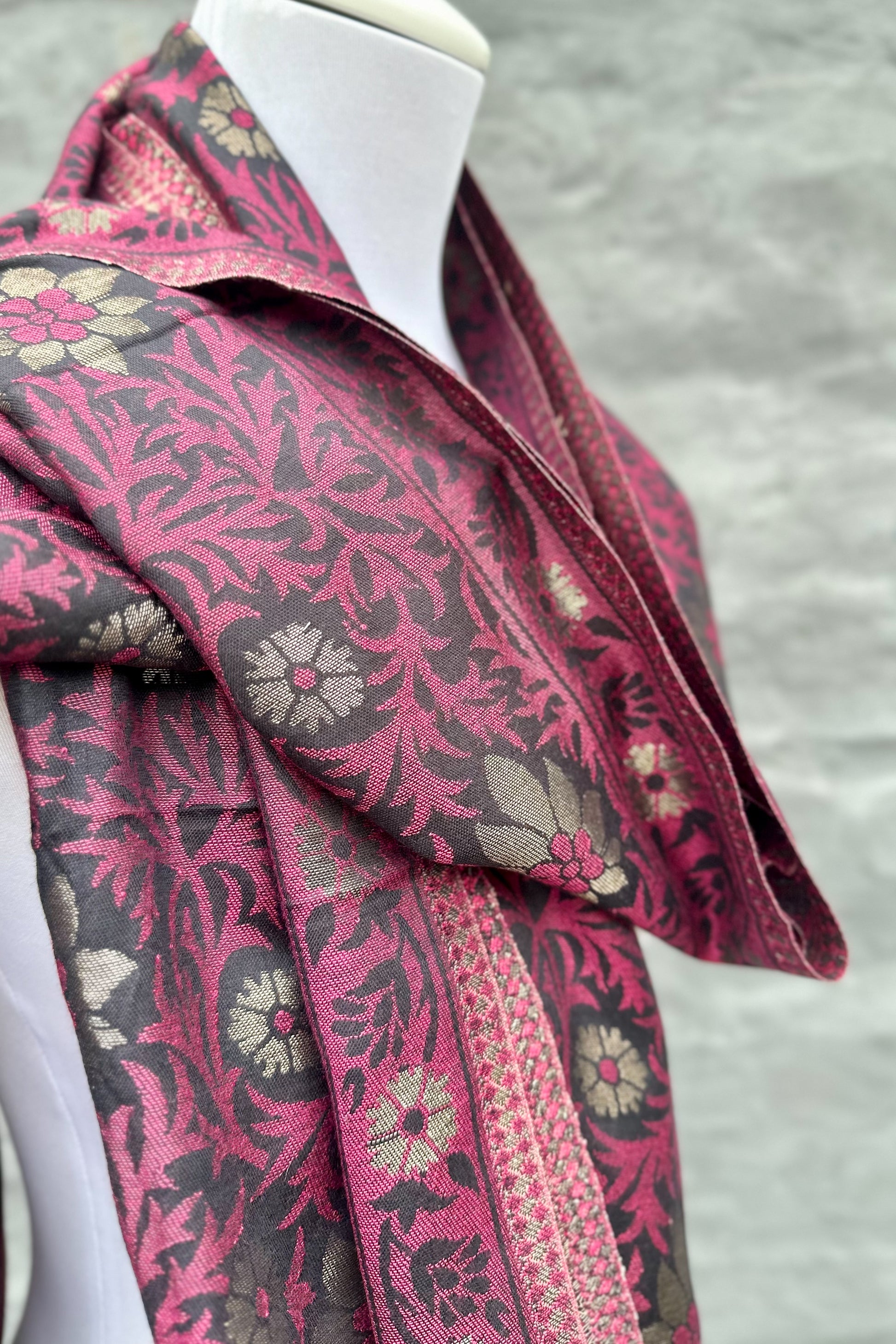 Cashmere & Bamboo Scarf In Black & Fuchsia Floral