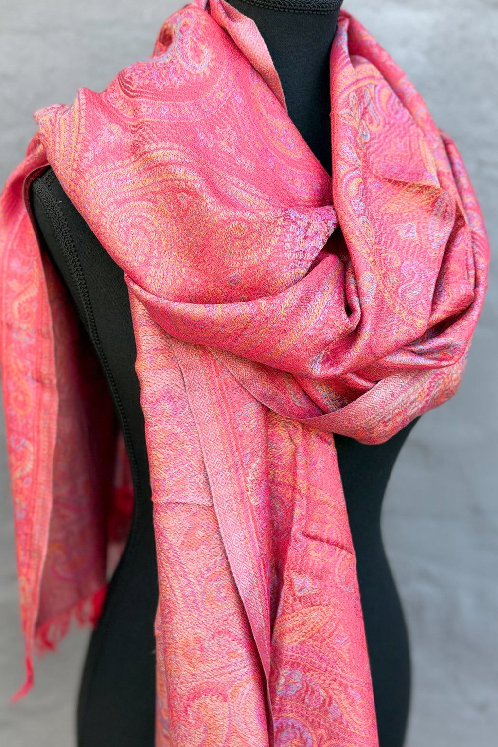 Cashmere & Bamboo Scarf In Scarlet Paisley