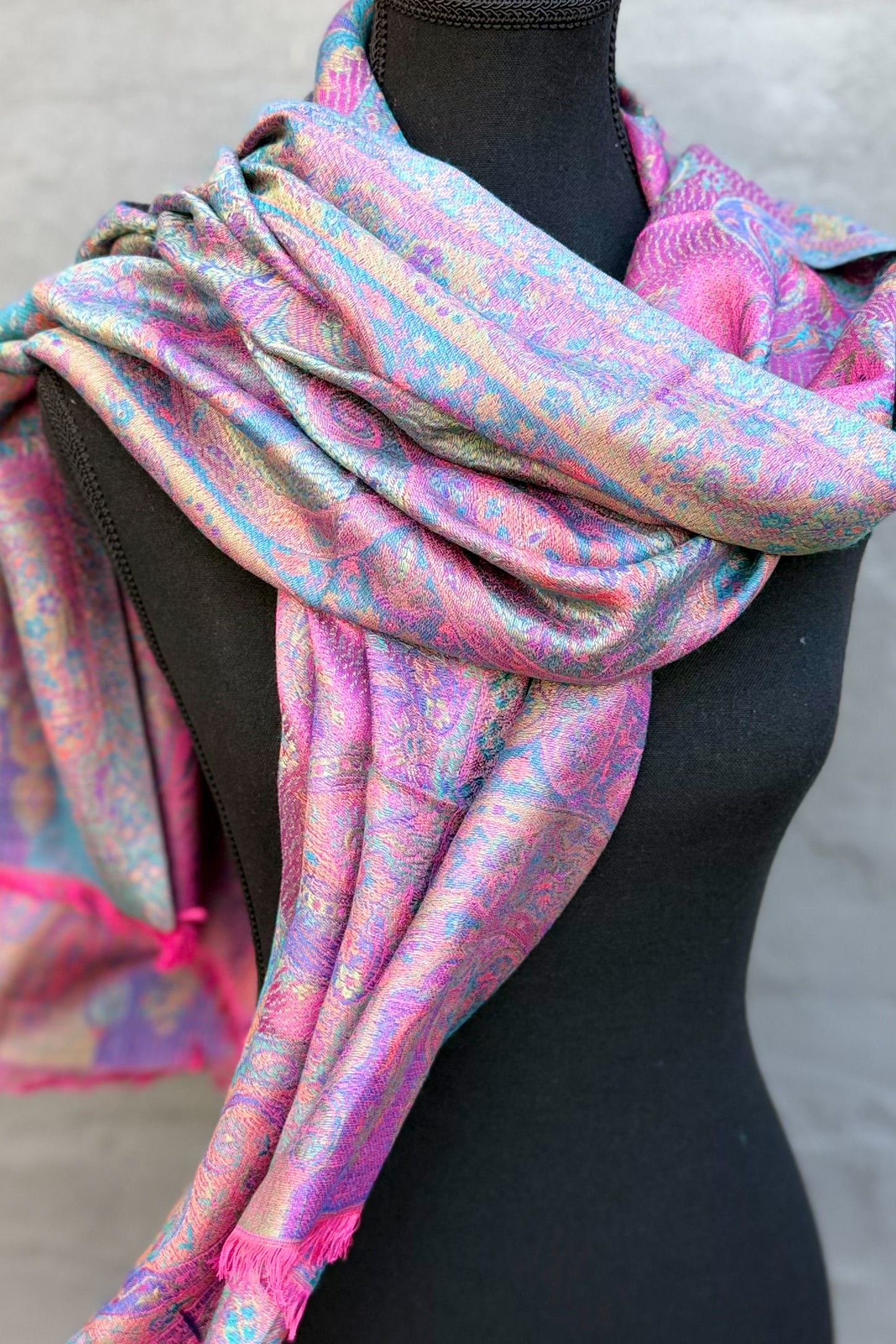 Cashmere & Bamboo Scarf In Fuchsia Breeze