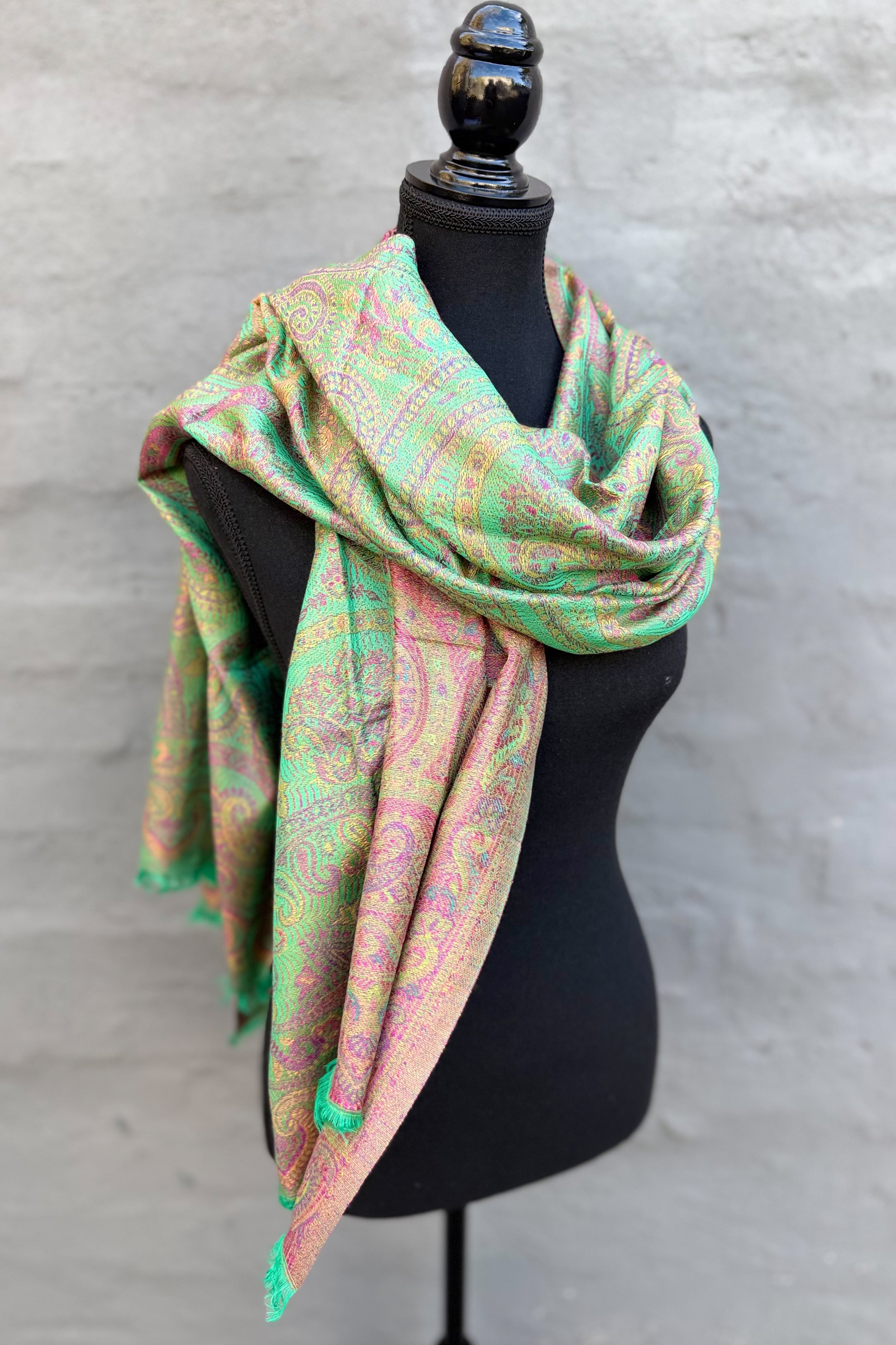 Cashmere & Bamboo Scarf In Lavender Forest