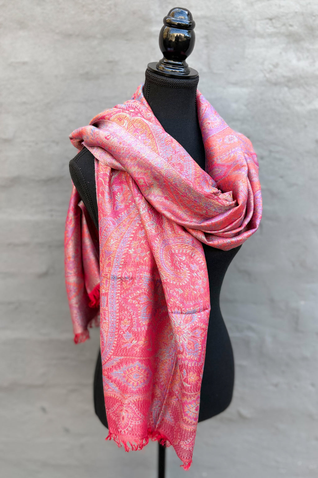 Cashmere & Bamboo Scarf In Raspberry
