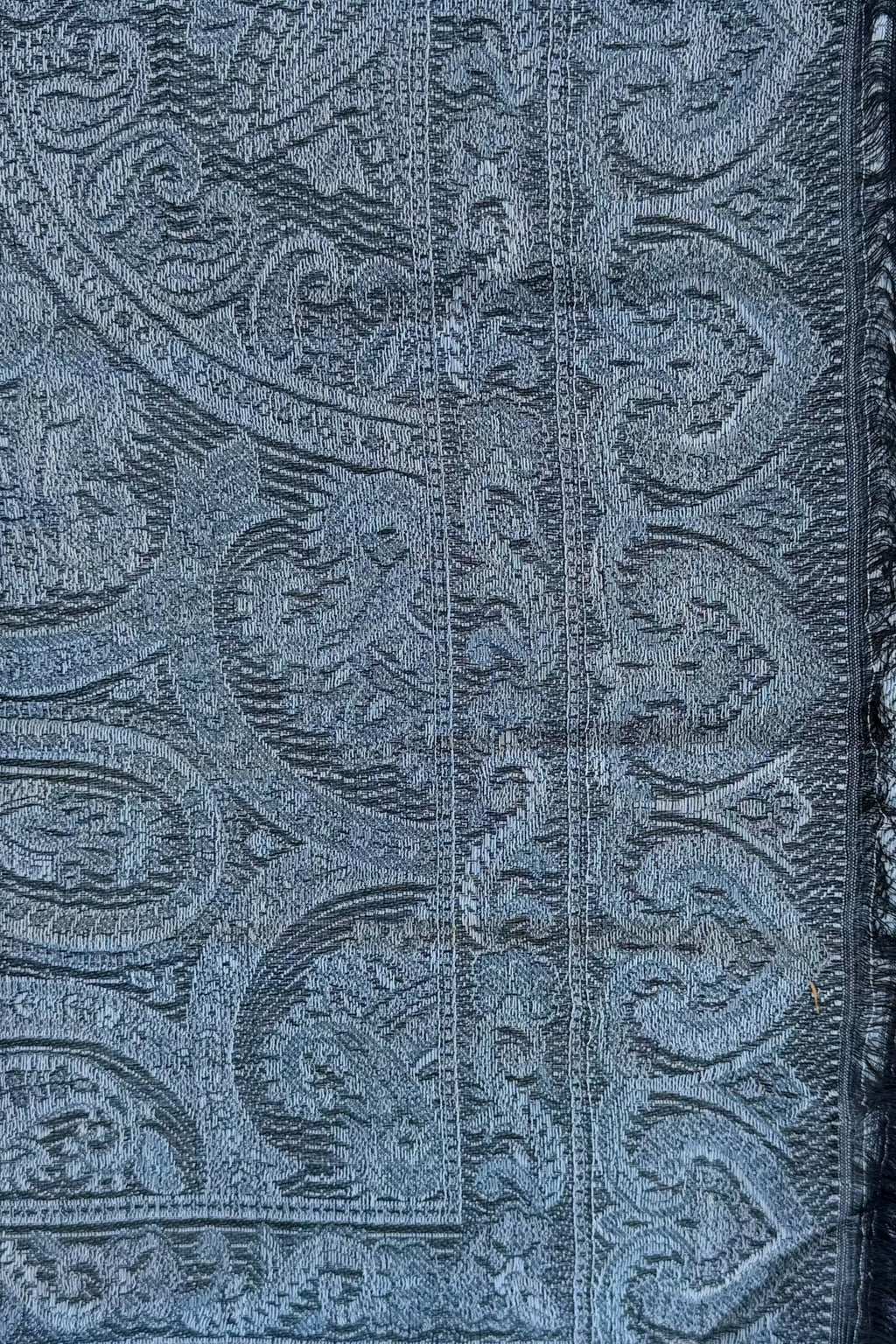 Cashmere & Bamboo Scarf In Silver Filigree