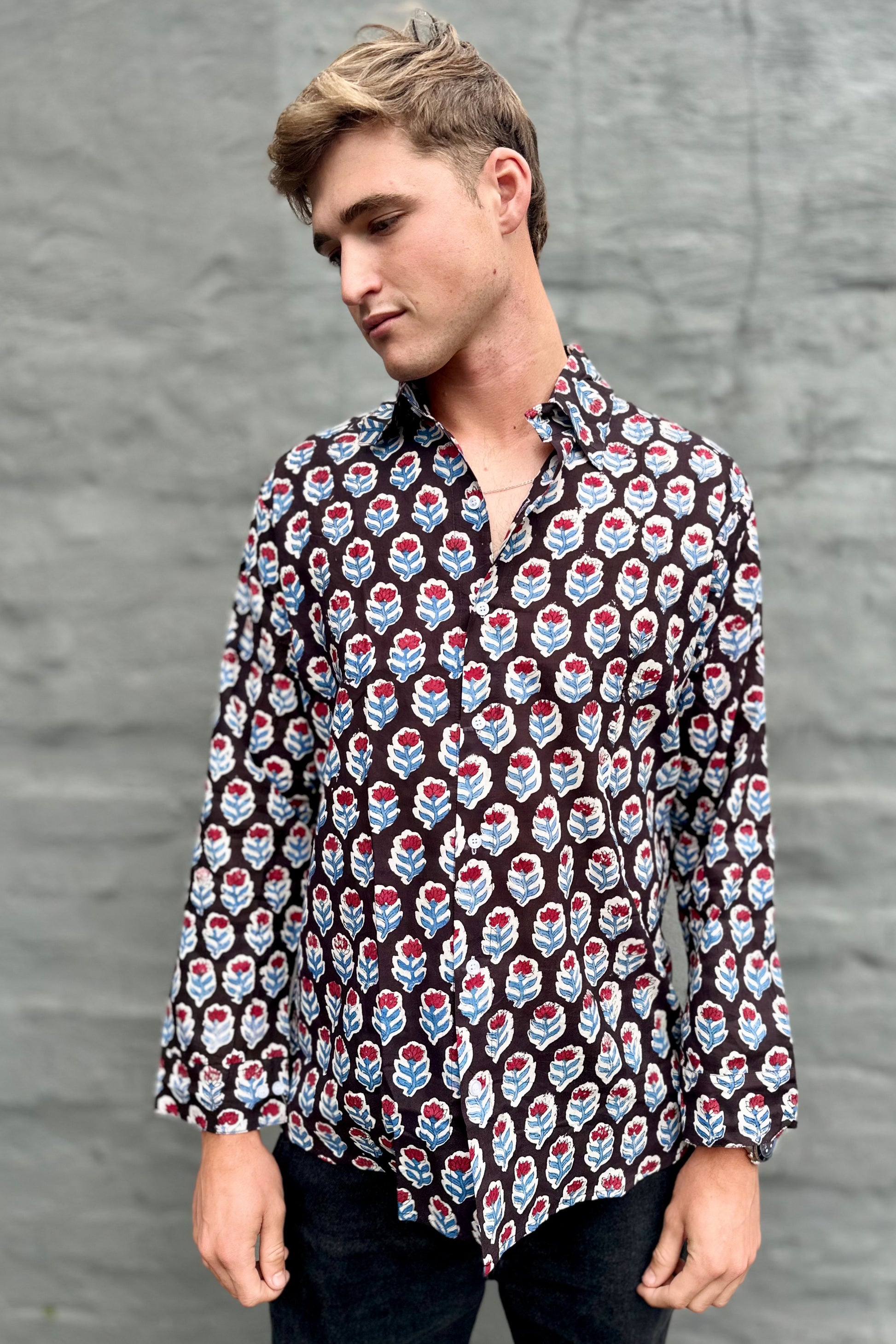 Men's Long Sleeve Shirt In Onyx Blooms