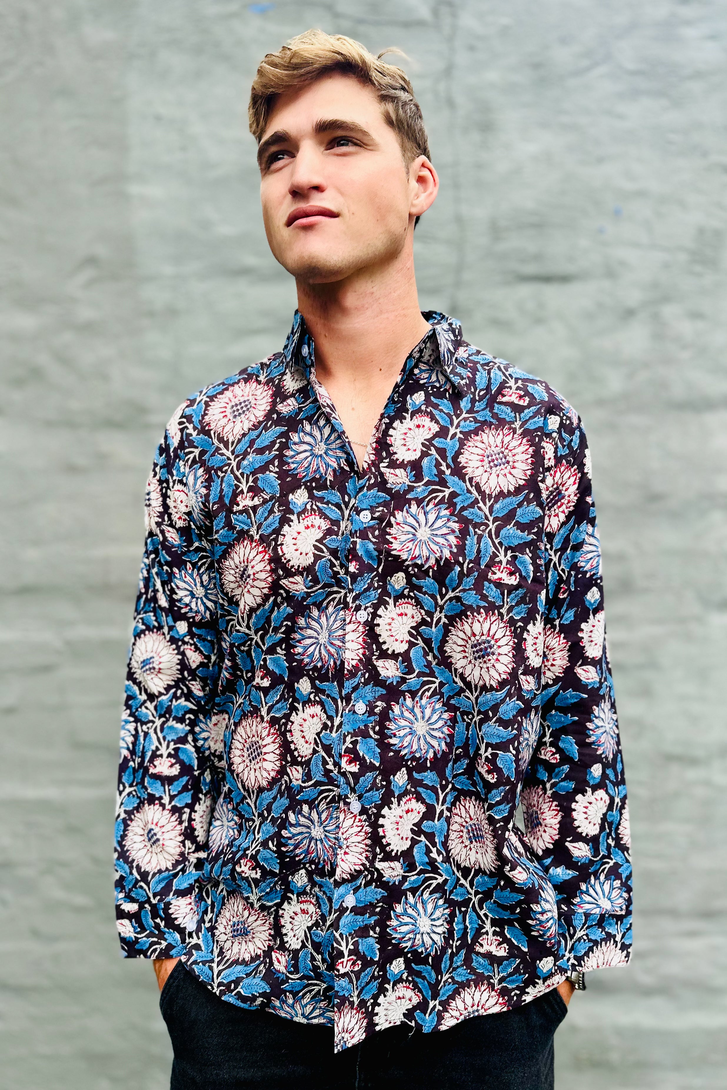 Men's Long Sleeve Shirt In Ebony Botanical