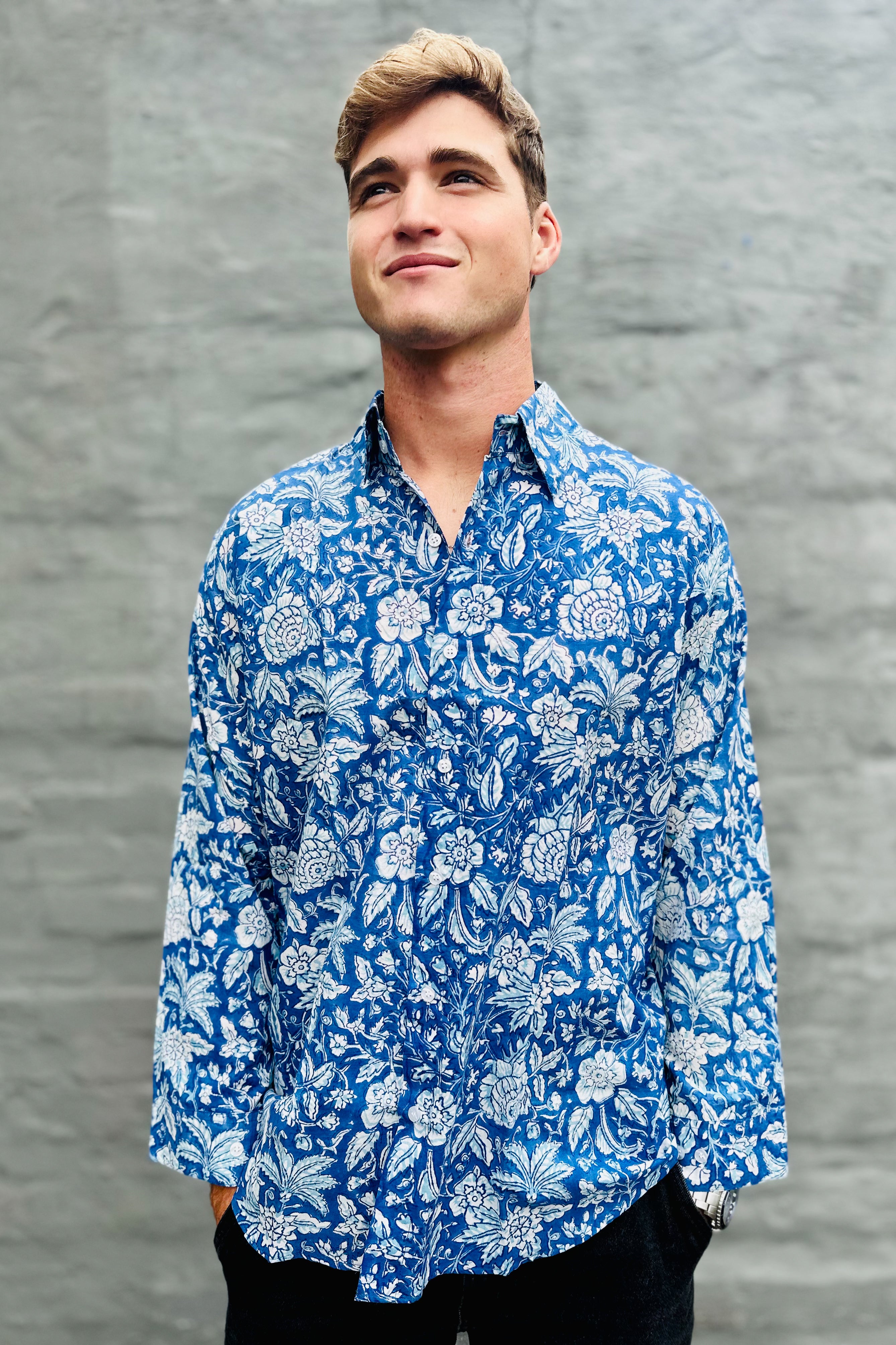 Men's Long Sleeve Shirt In Sapphire Floral