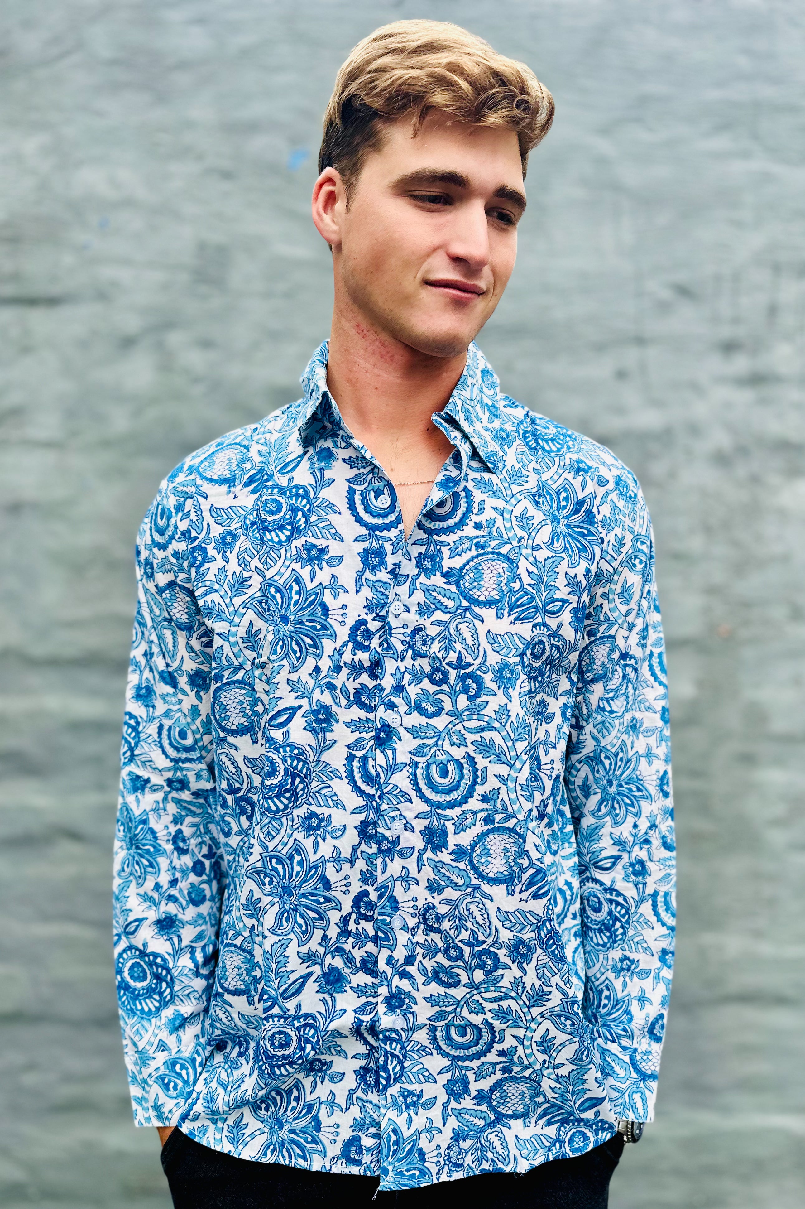 Men's Long Sleeve Shirt In Blue Botanical