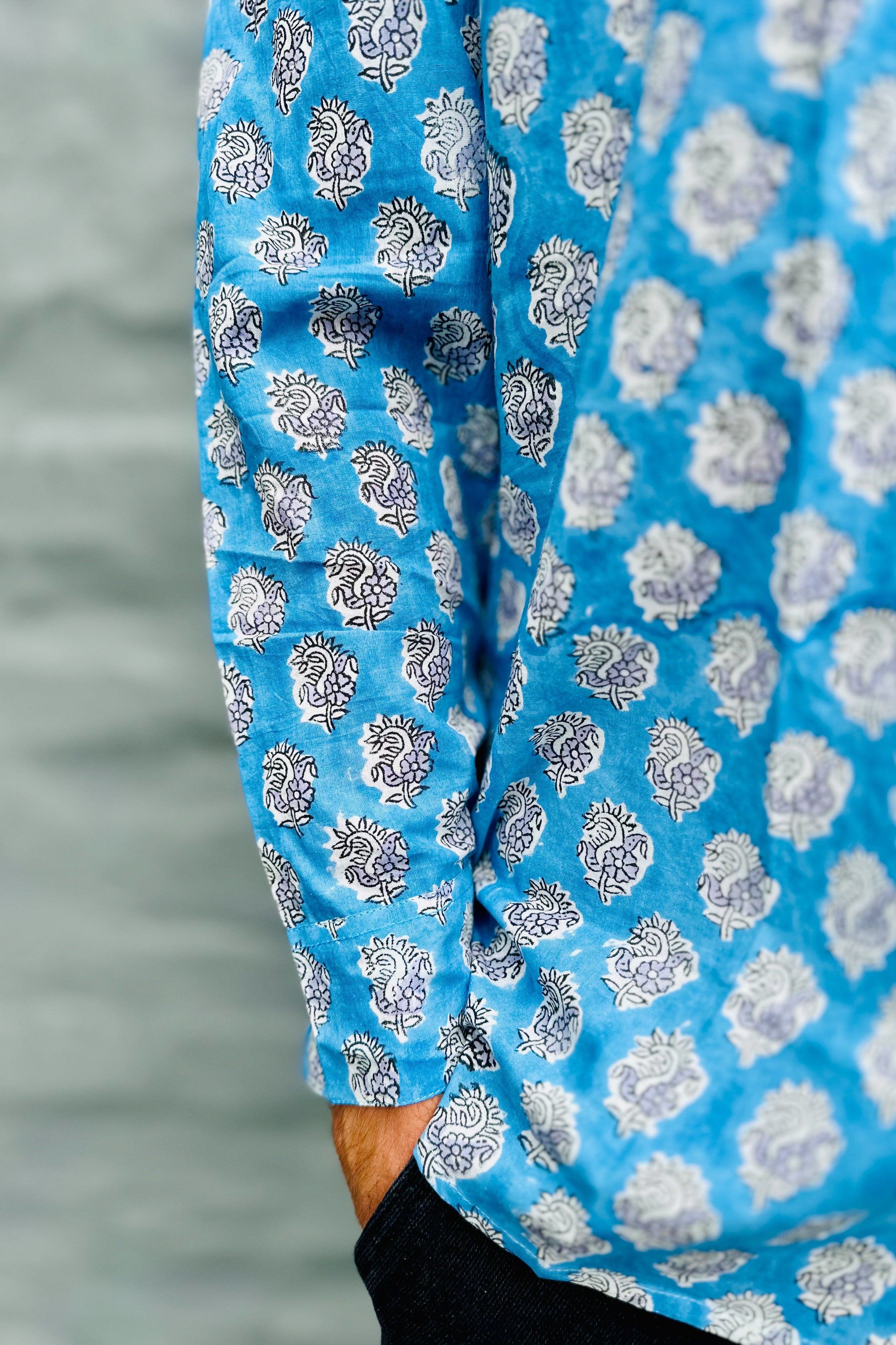 Men's Long Sleeve Shirt In Azure Paisley