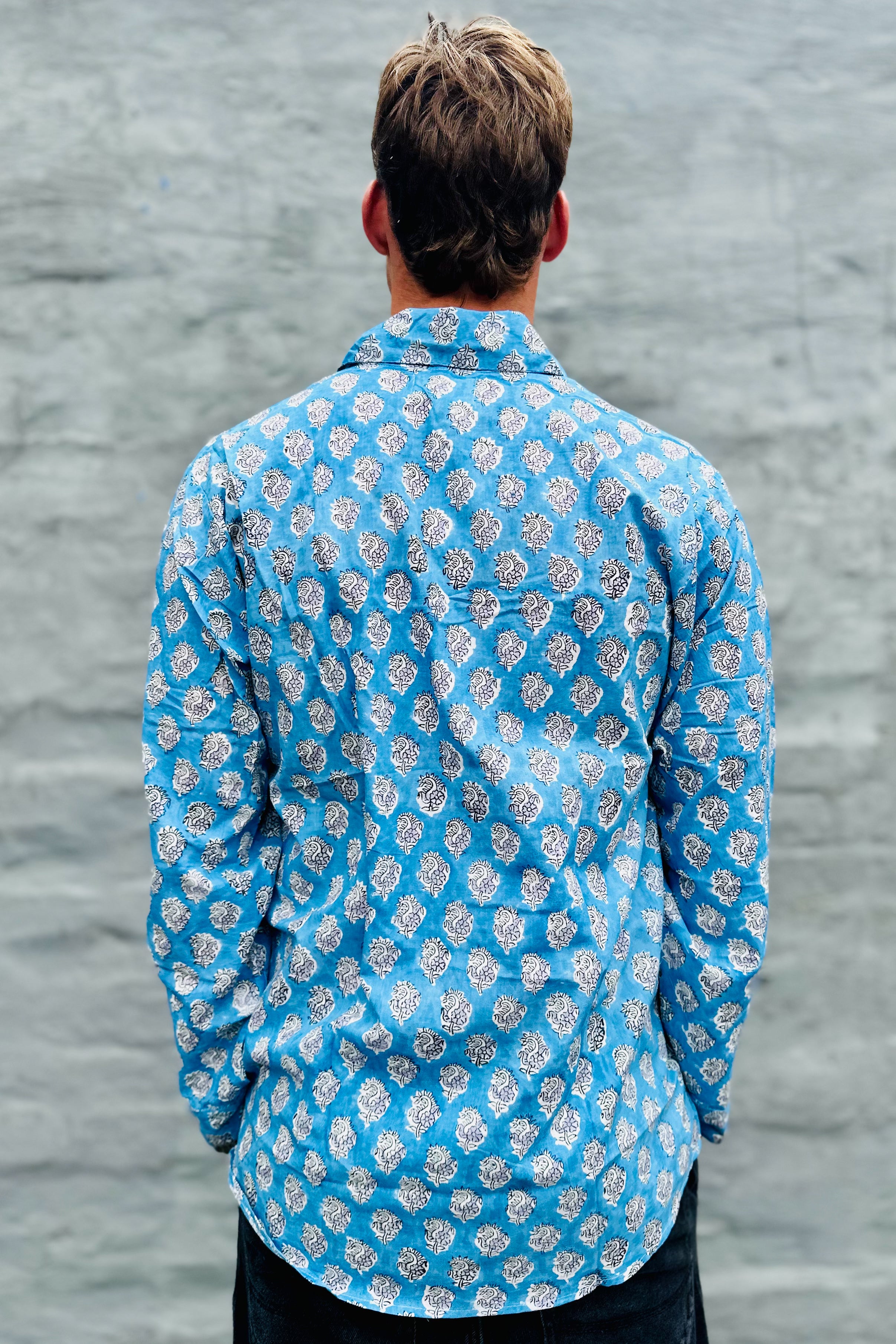 Men's Long Sleeve Shirt In Azure Paisley