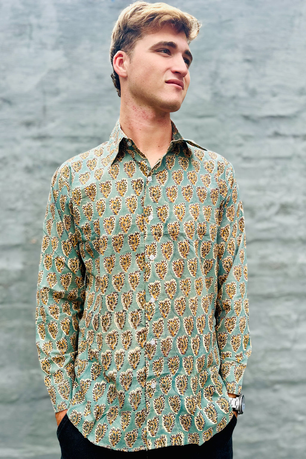Men's Long Sleeve Shirt In Pistachio Paisley