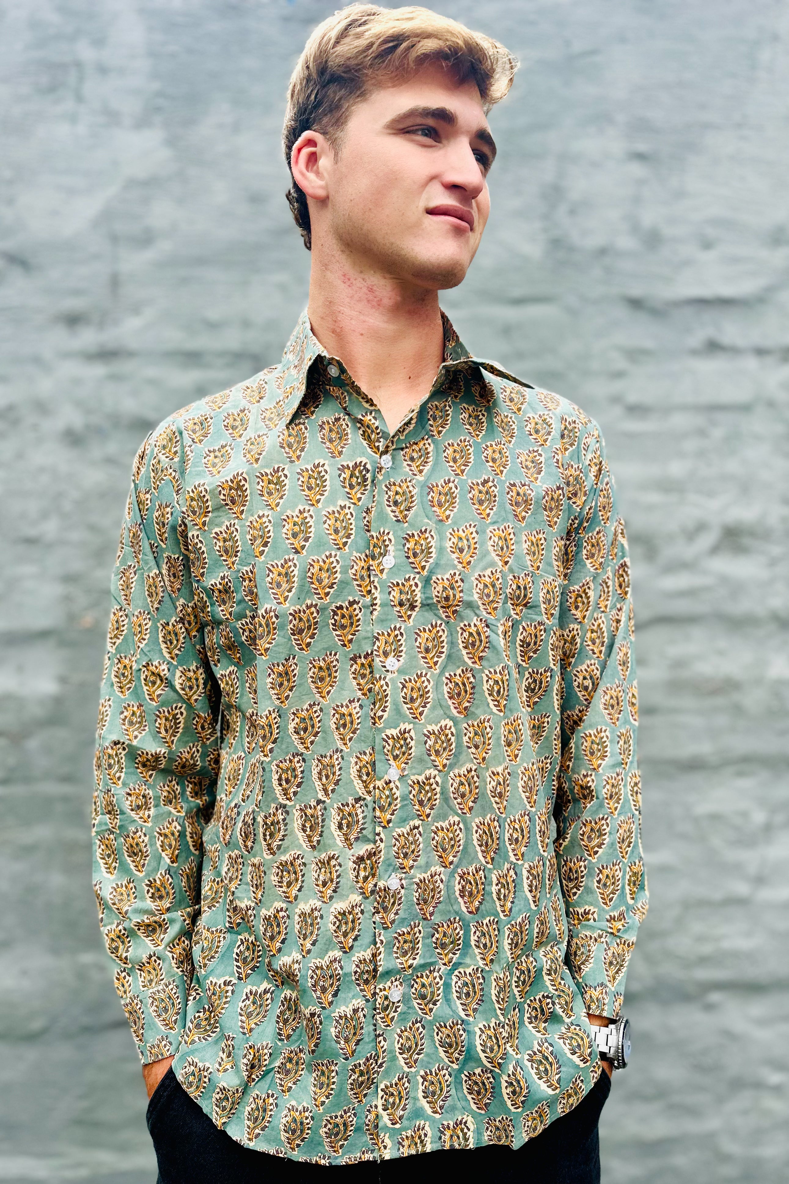 Men's Long Sleeve Shirt In Pistachio Paisley