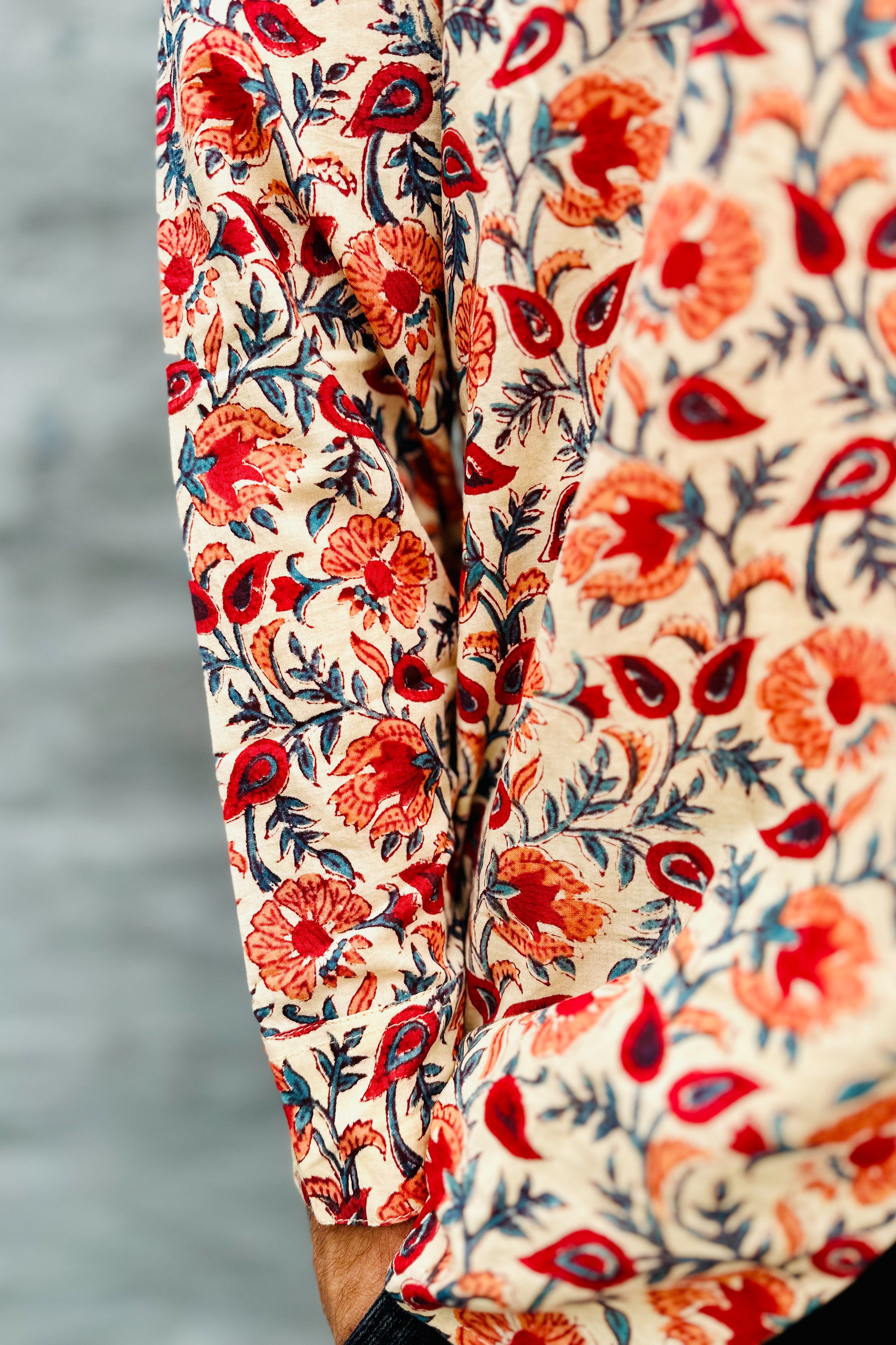 Men's Long Sleeve Shirt In Warm Botanical