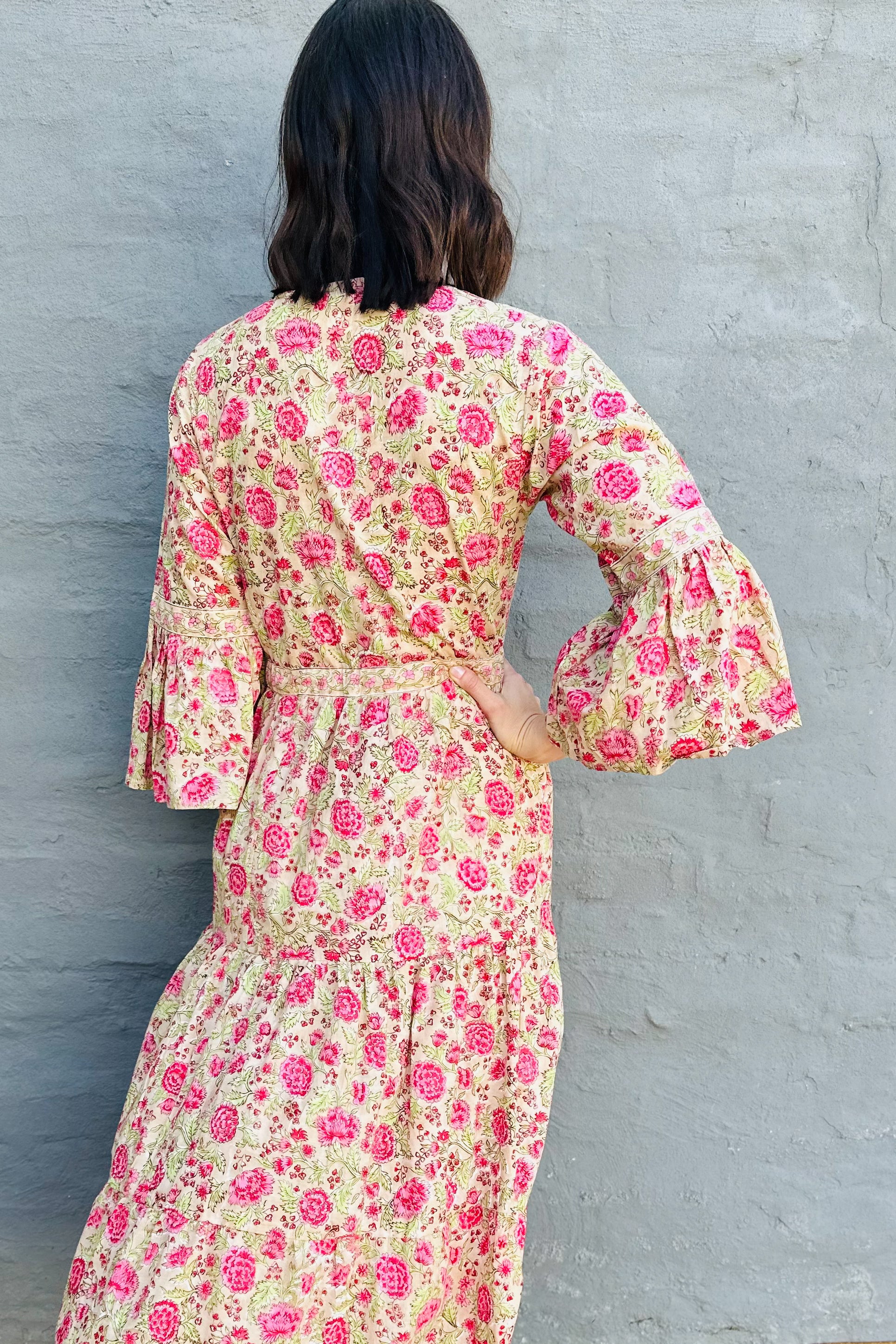 Azura Dress In Sandy Rose Botanical