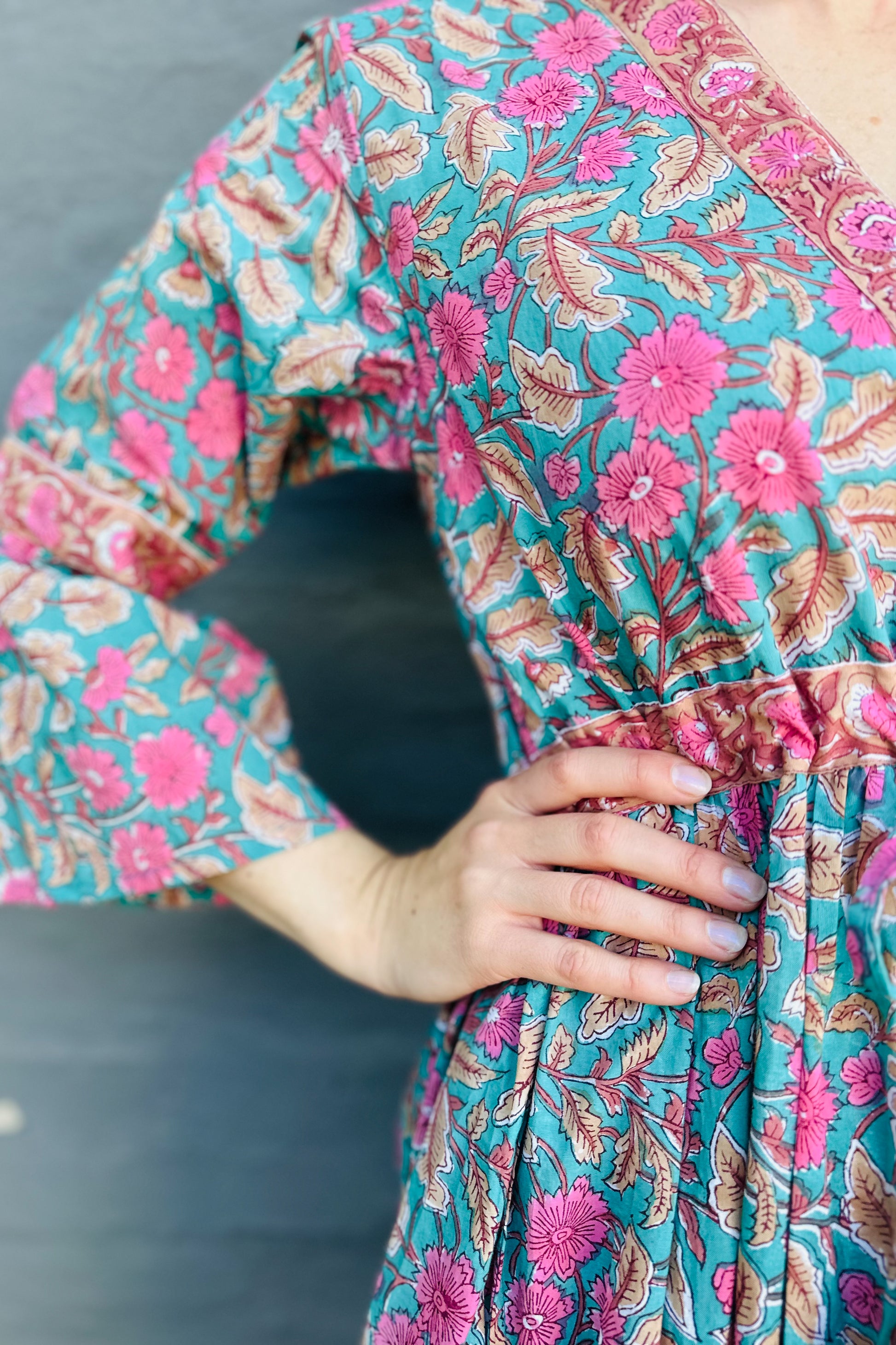 Azura Dress In Pink & Teal Daisy