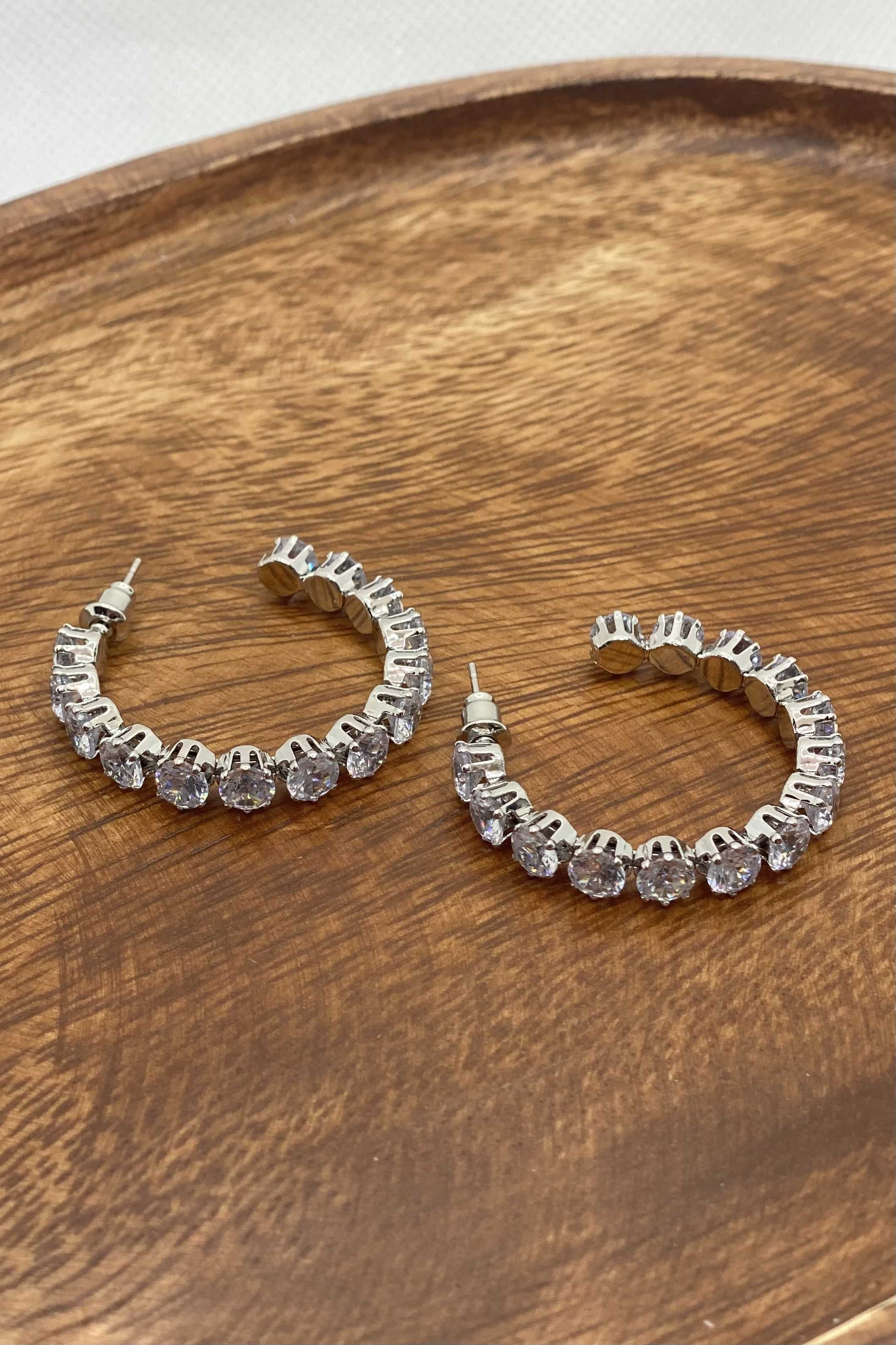 Liza Diamante Hoop Earrings