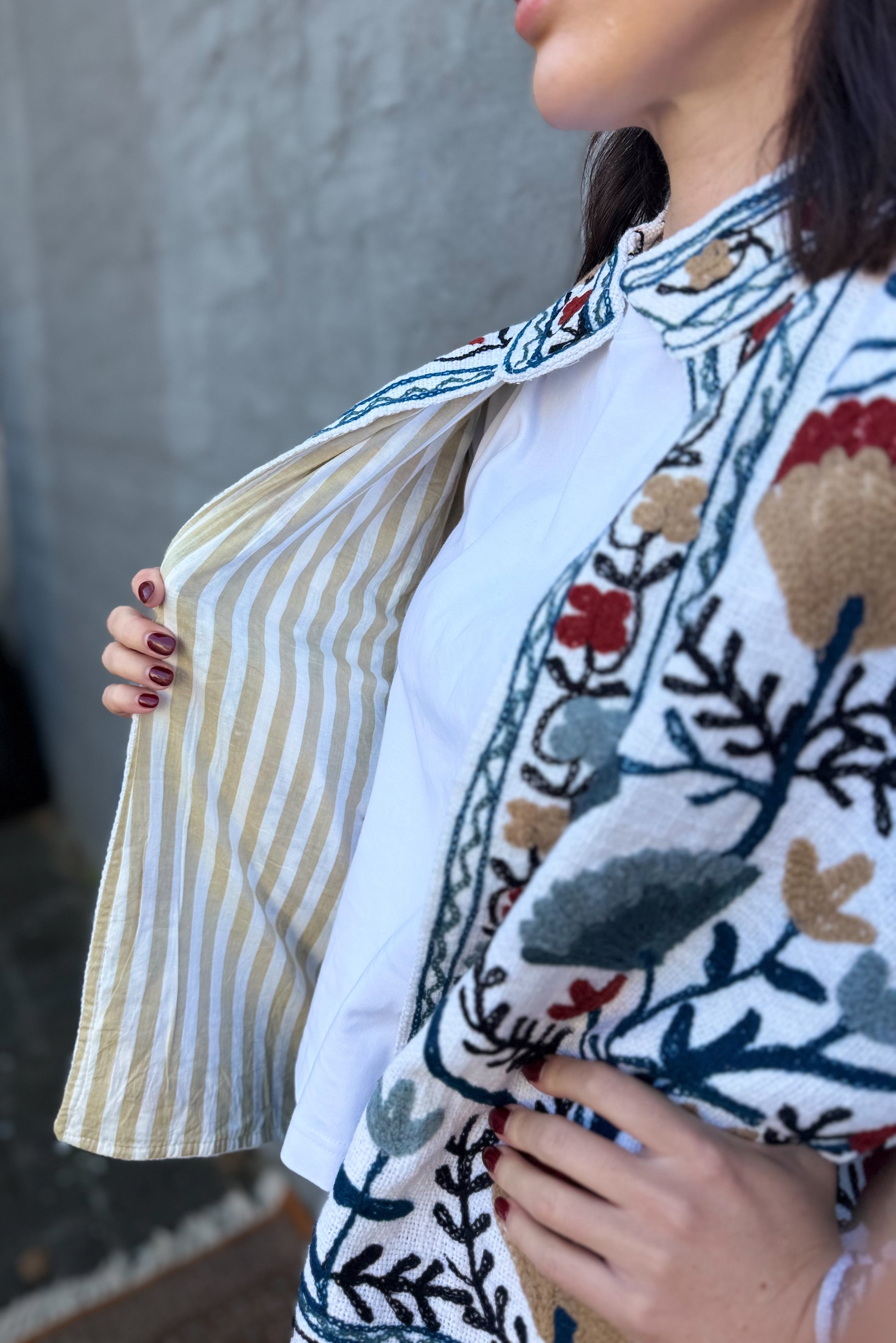 Cotton Suzani Jacket In Winter White
