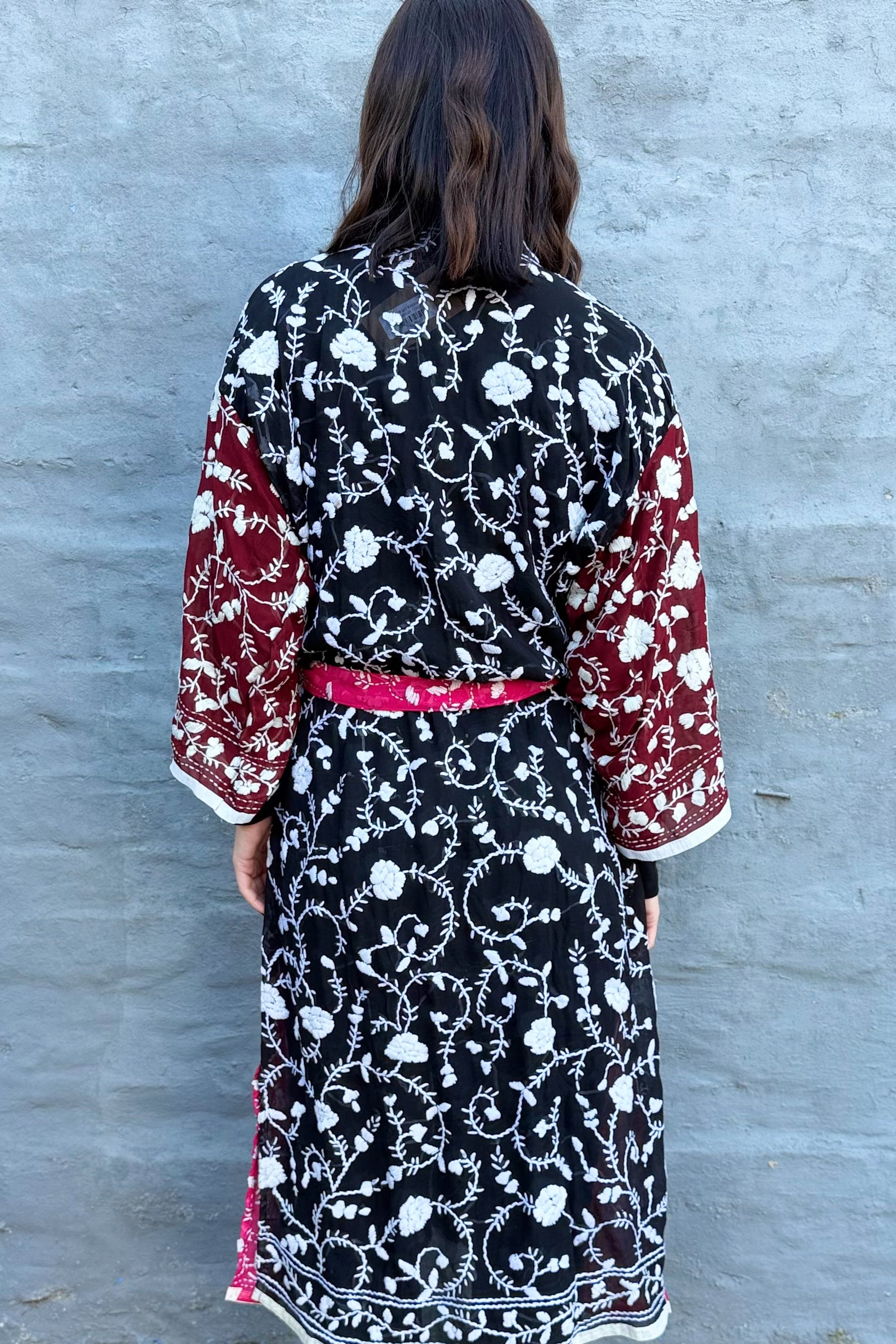 Phulkari Kimono In Fuchsia Wine