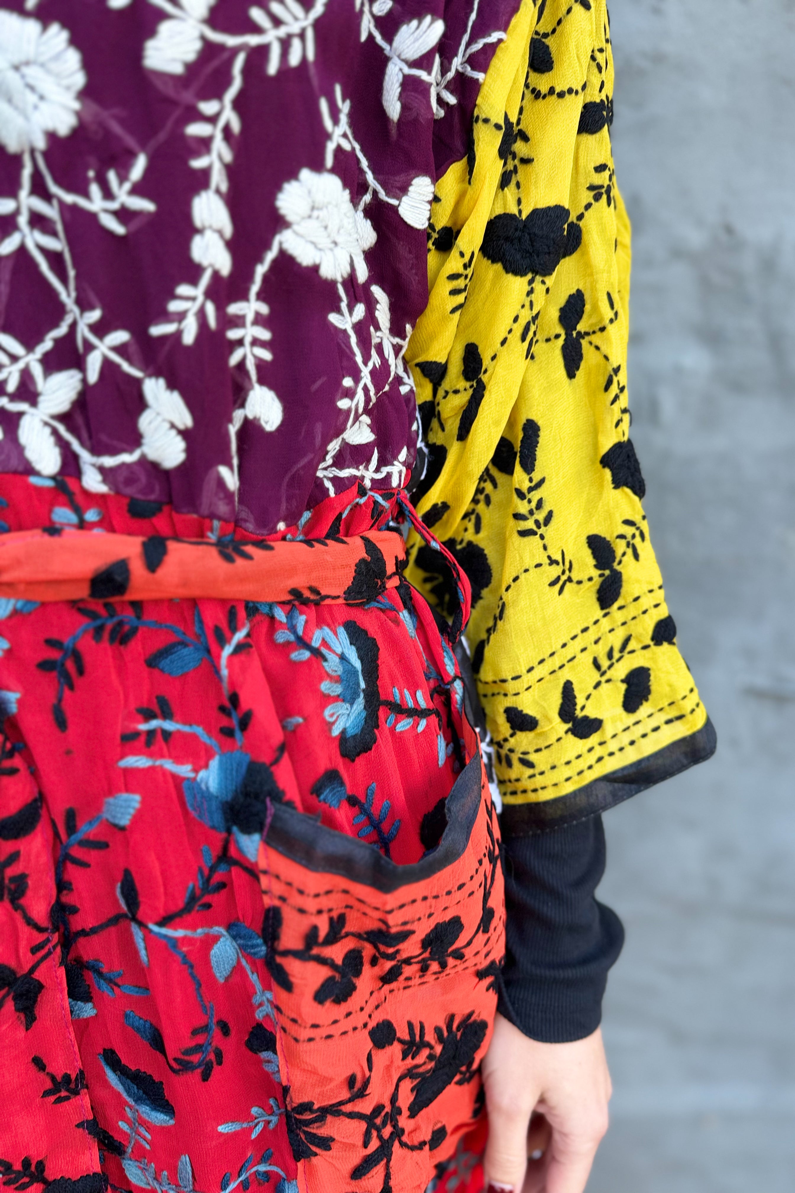 Phulkari Kimono In Ebony Flame