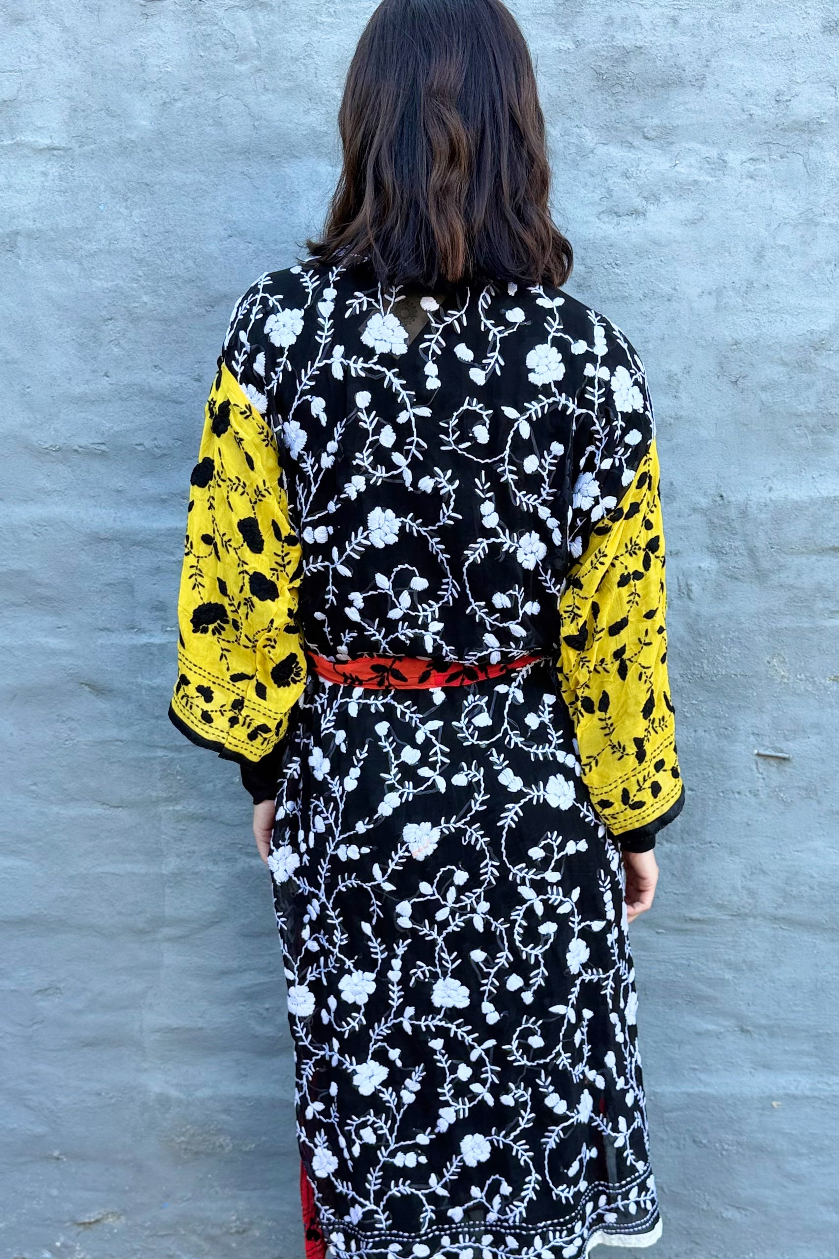Phulkari Kimono In Ebony Flame
