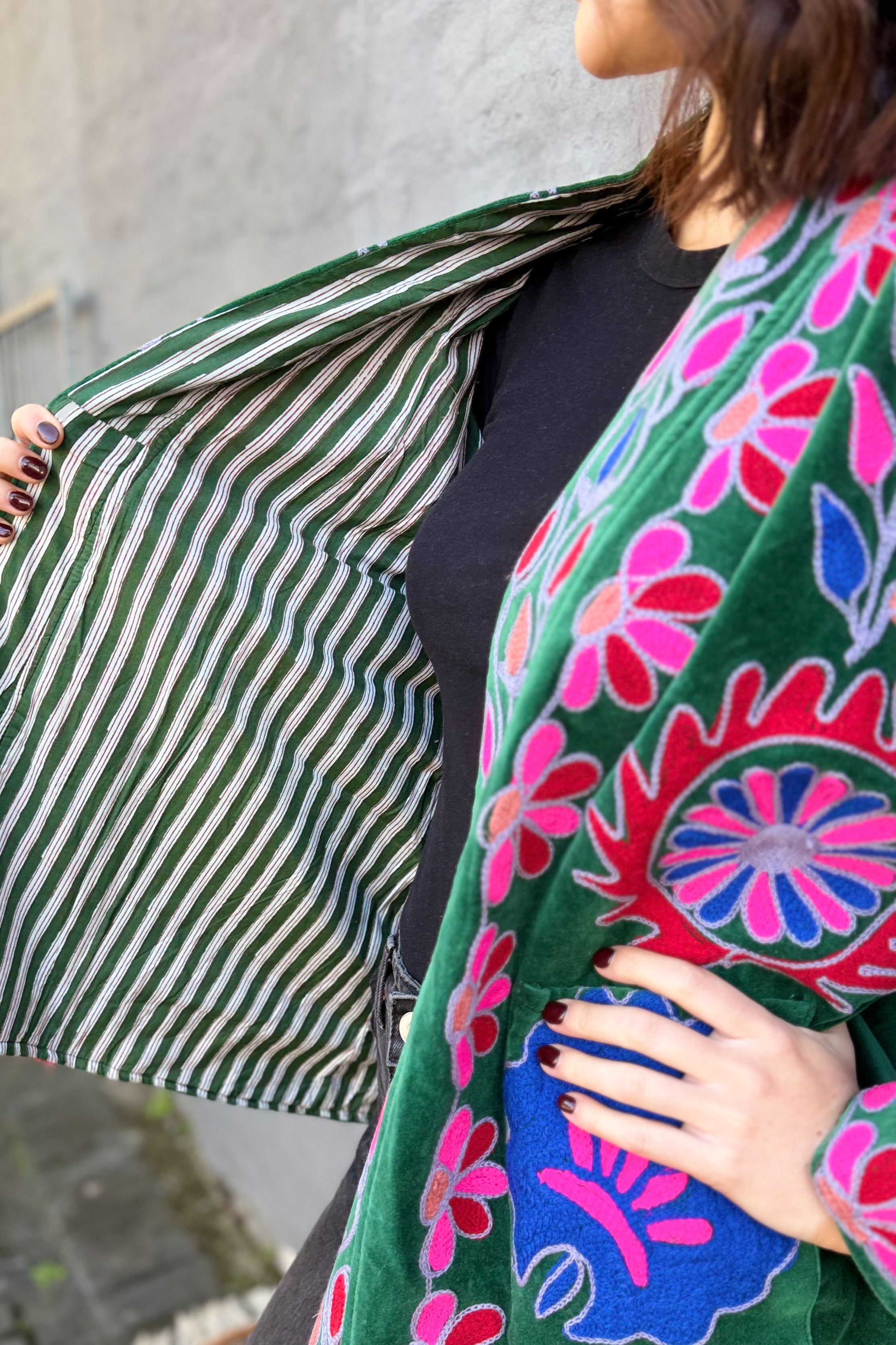 Velvet Suzani Jacket In Hunter Green