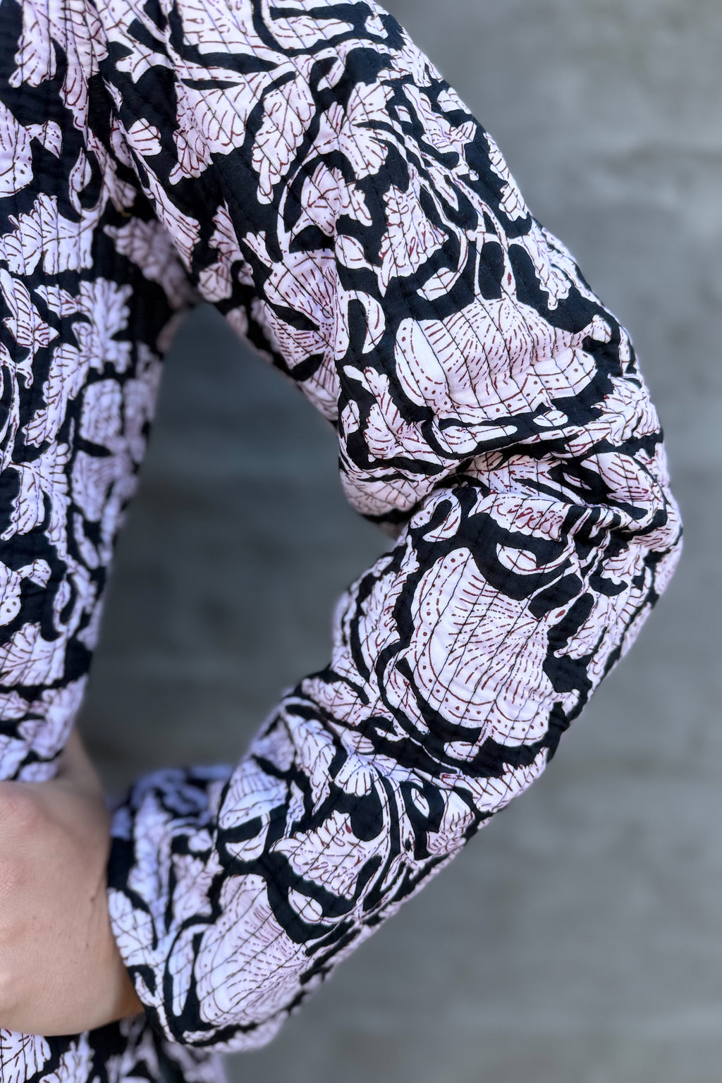Quilted Cotton Jacket In Ebony Floral
