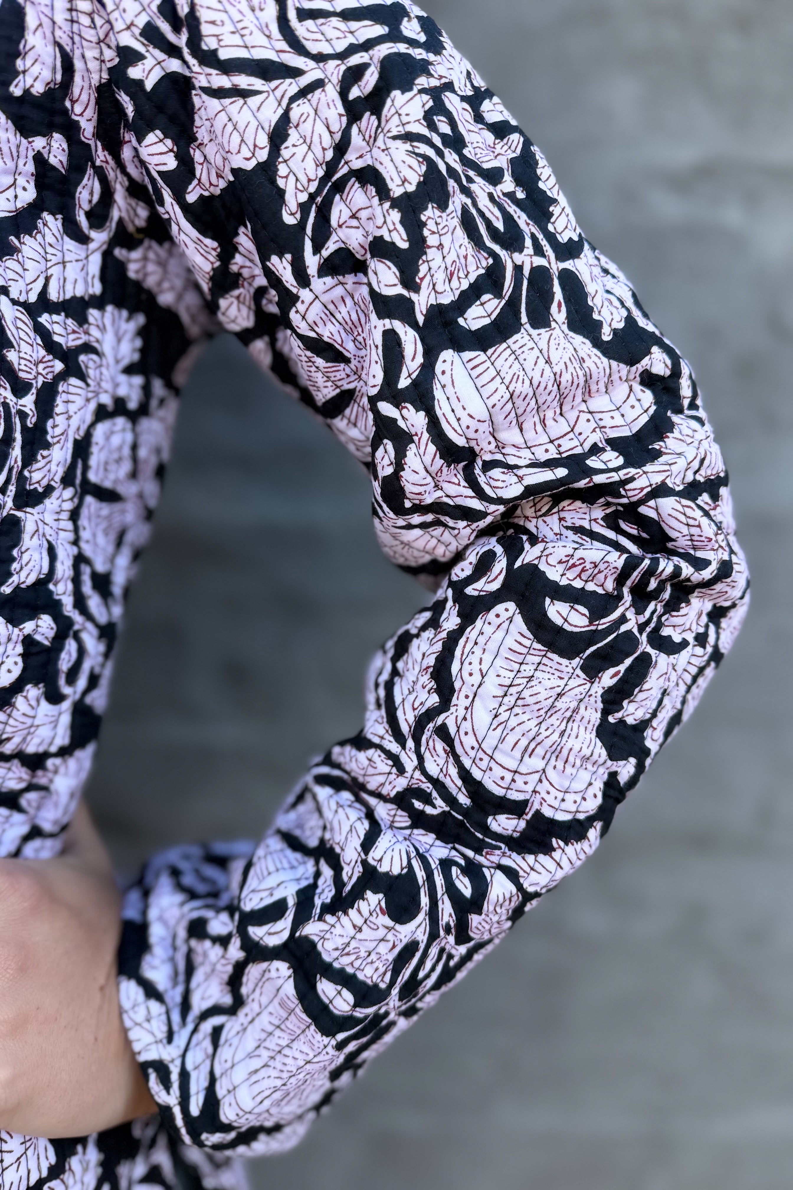Quilted Cotton Jacket In Ebony Floral