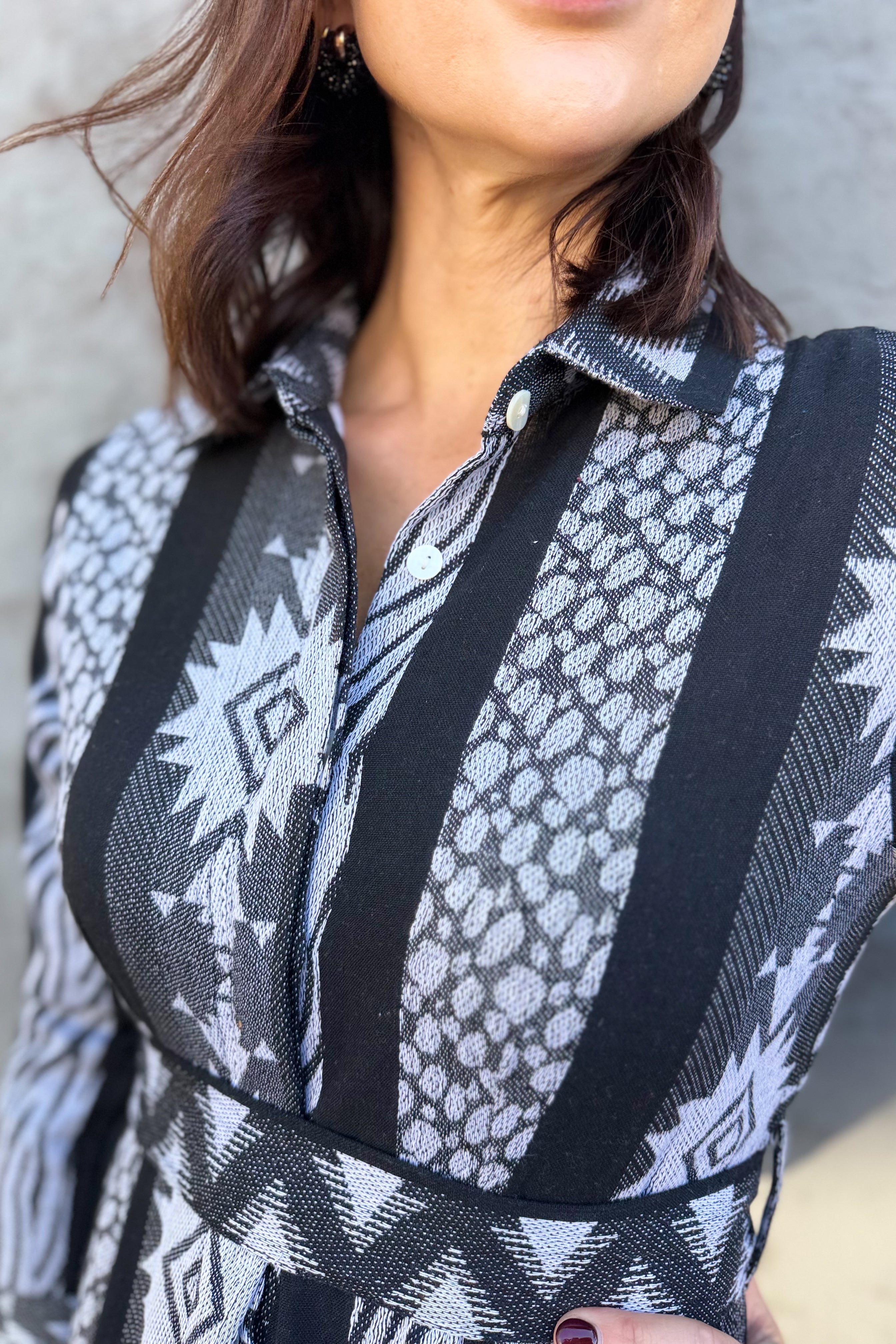 Shaya Shirt Dress In Ebony Aztec