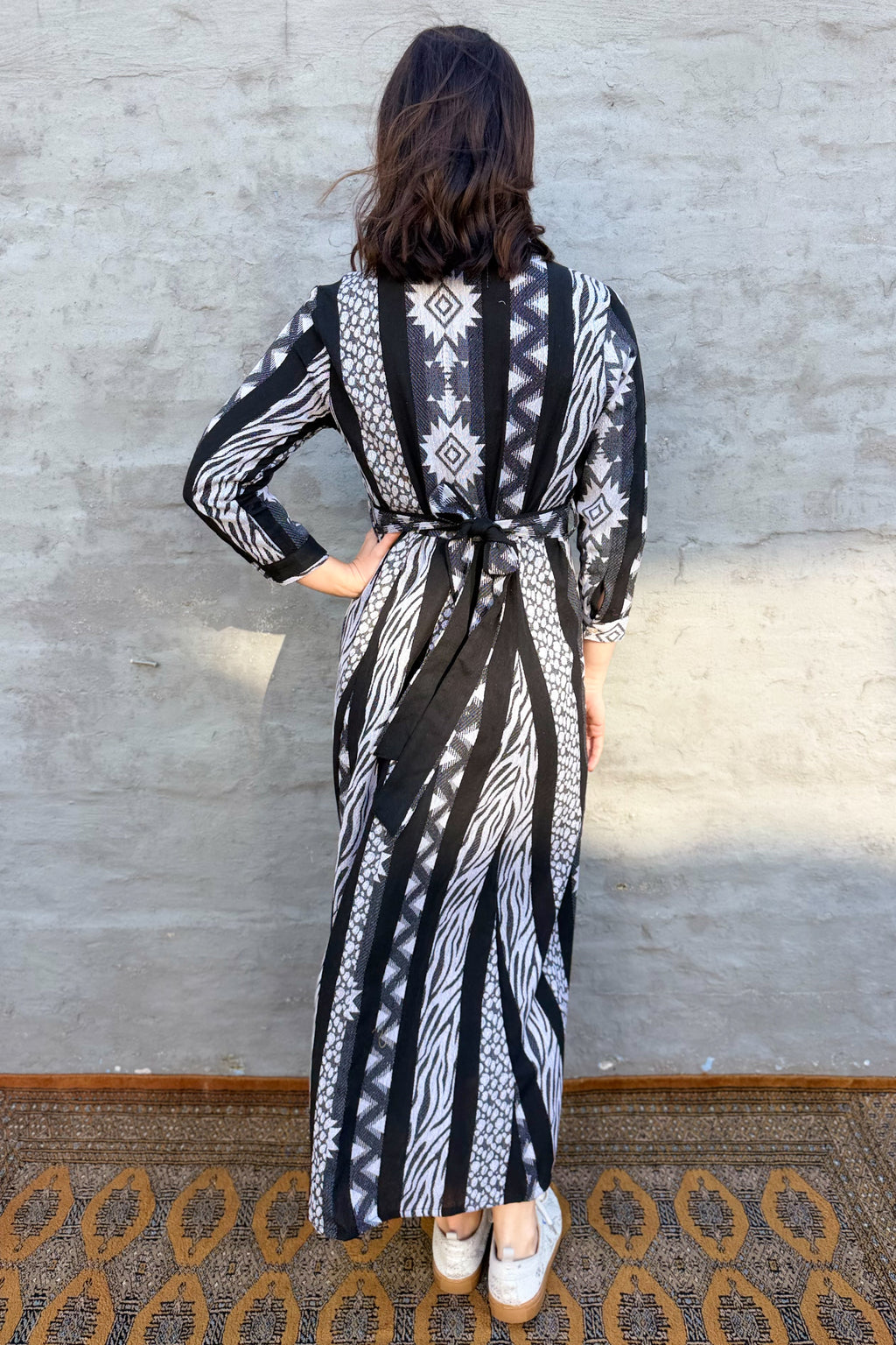 Shaya Shirt Dress In Ebony Aztec