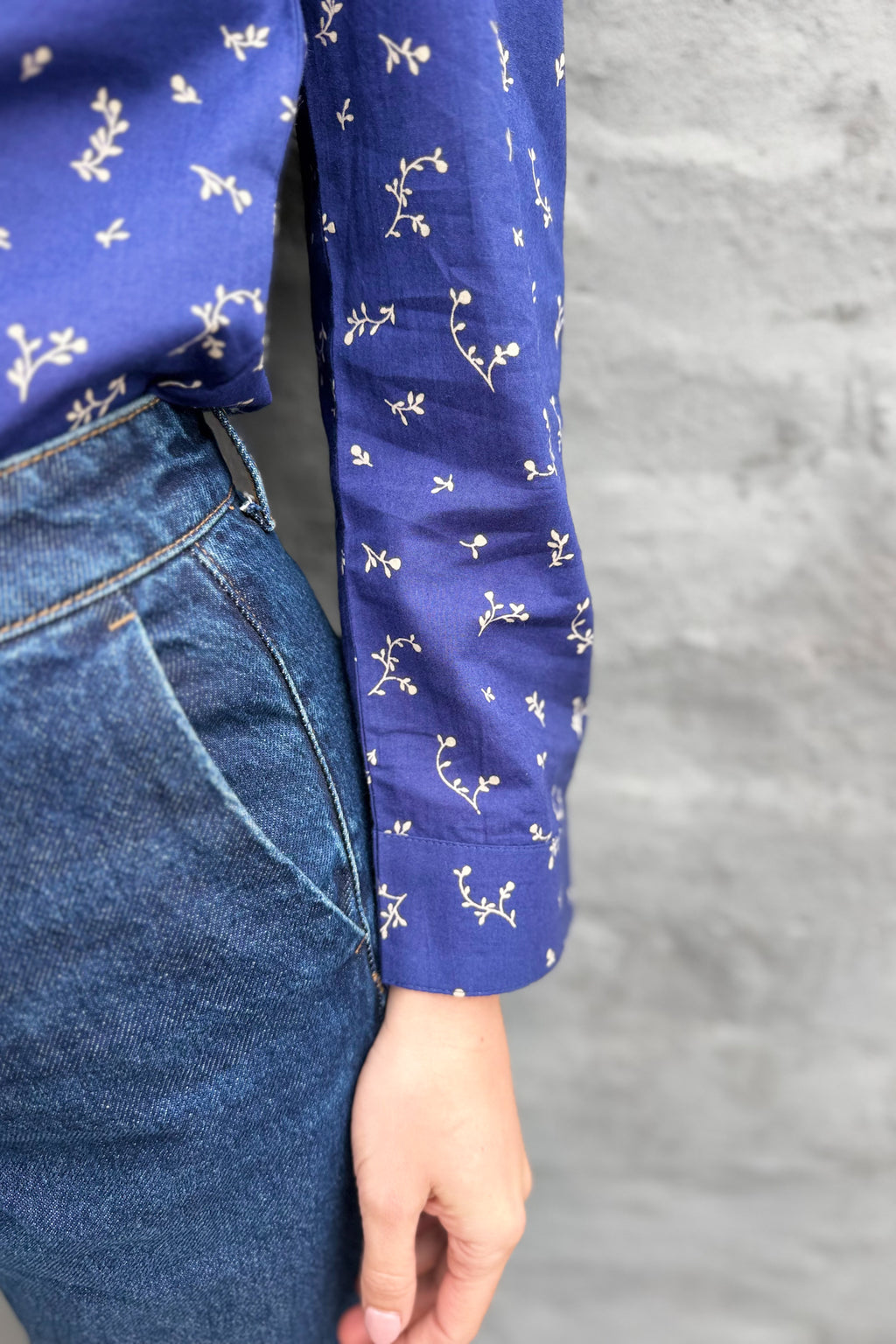 Ophelia Blouse In Midnight Floral