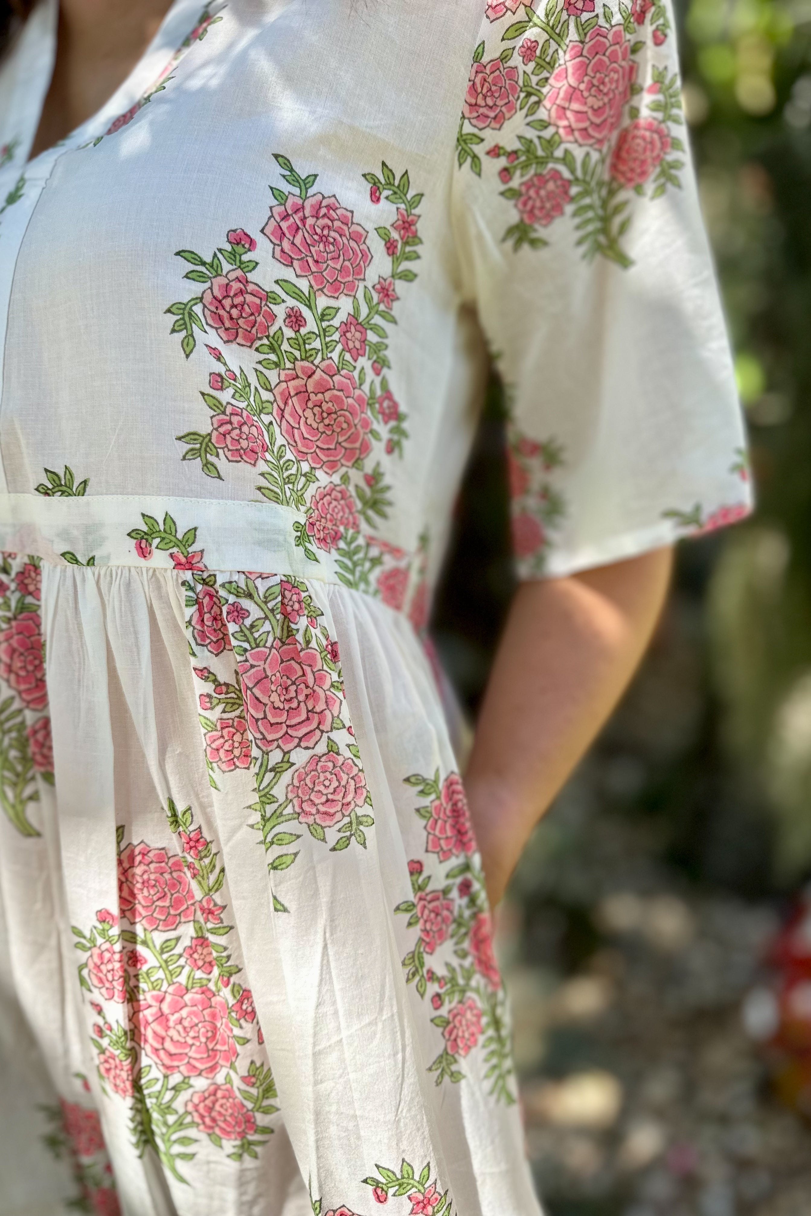 Tulsi Dress In Pink Posy