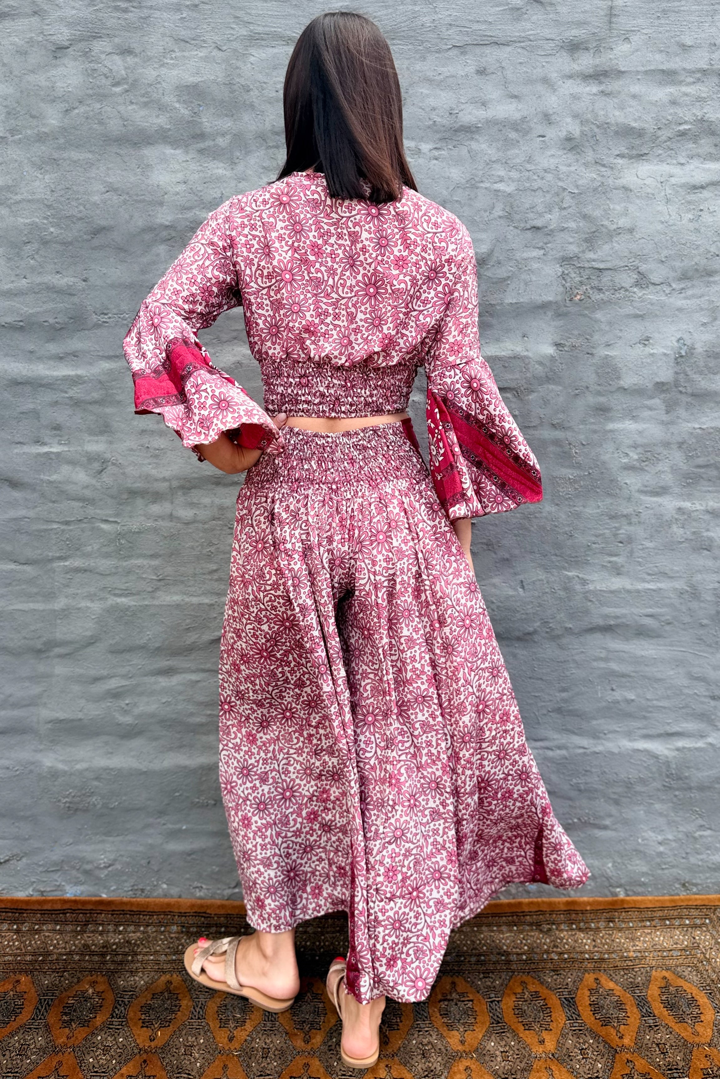 Mila Set In Blushing Daisy