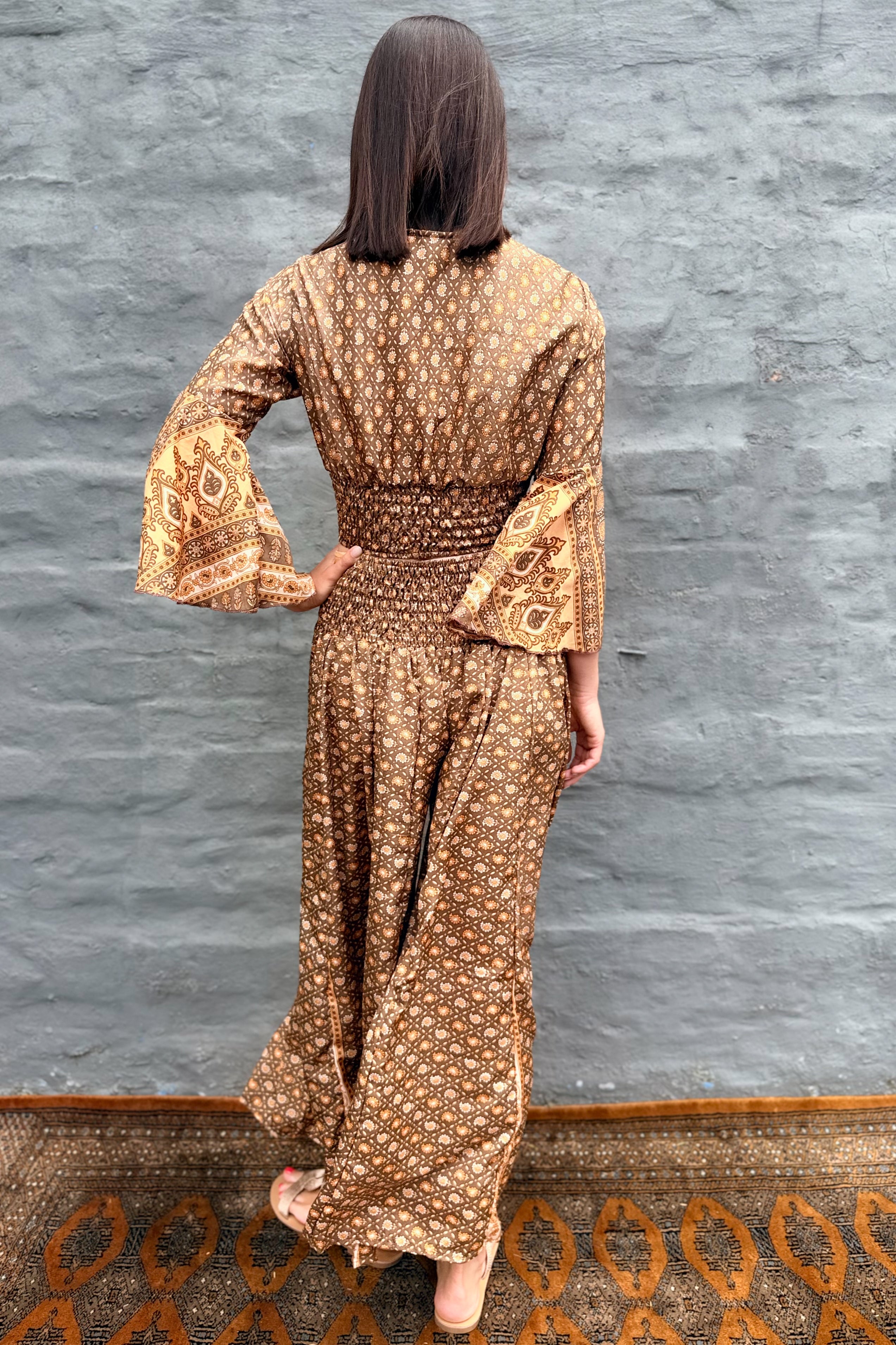 Mila Set In Naturals