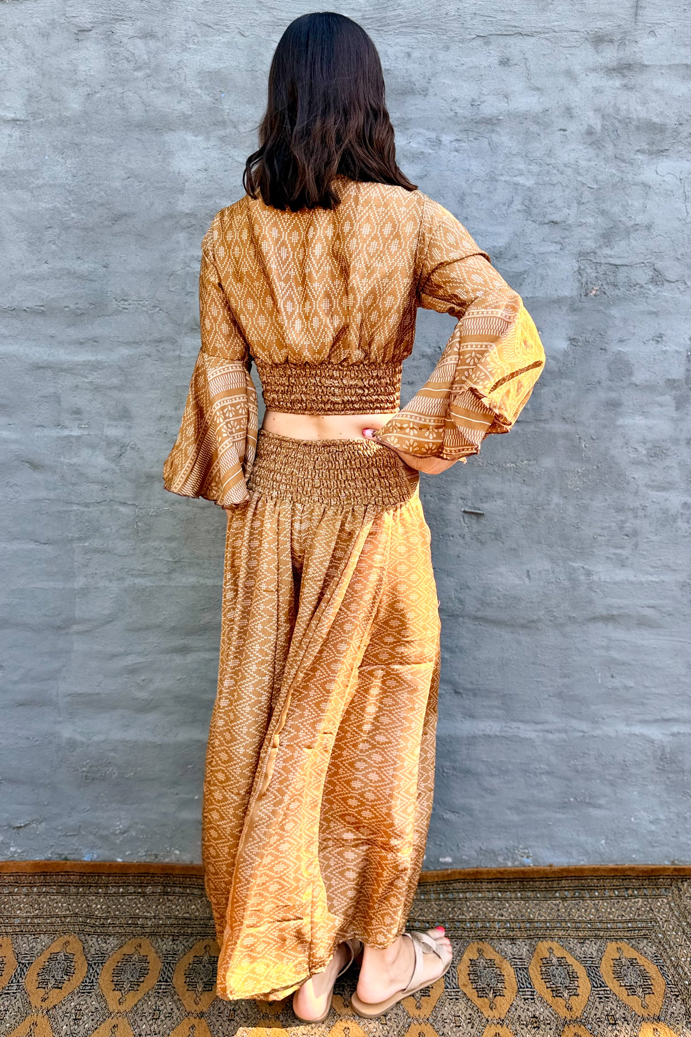 Mila Set In Golden Sand