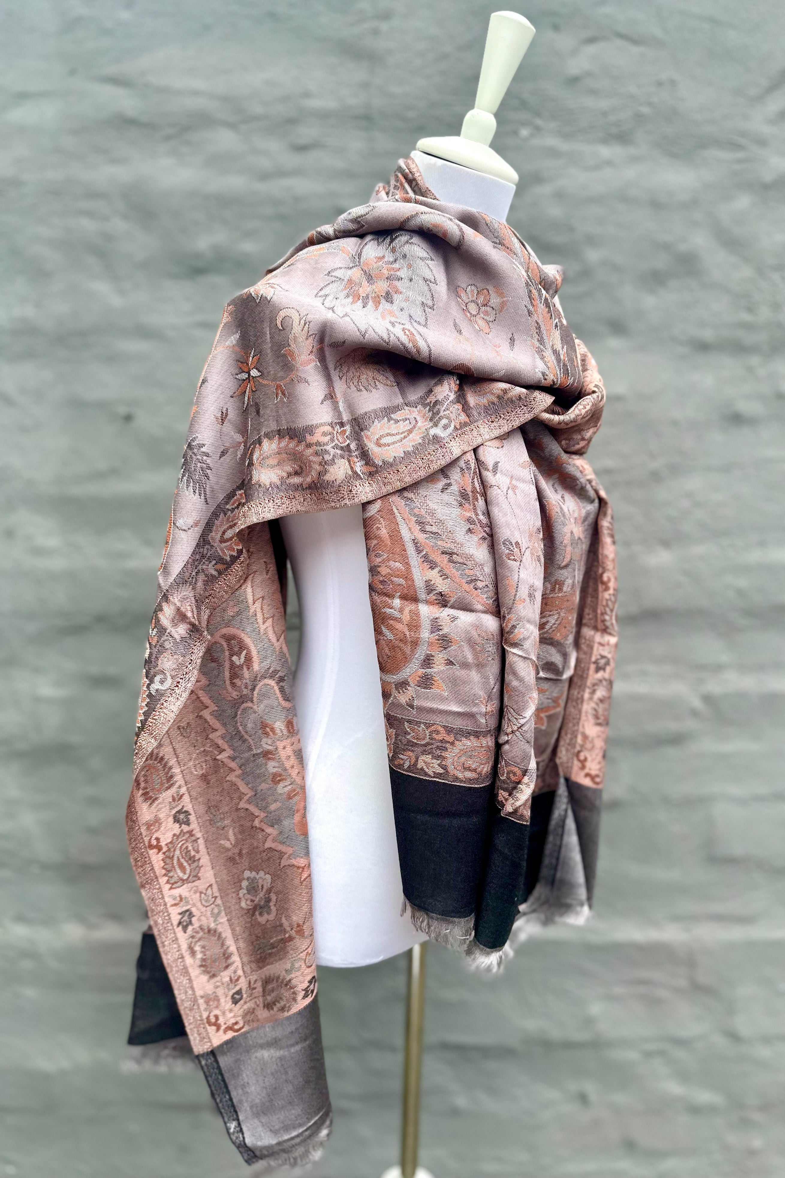 Cashmere & Bamboo Scarf In Silver Garden