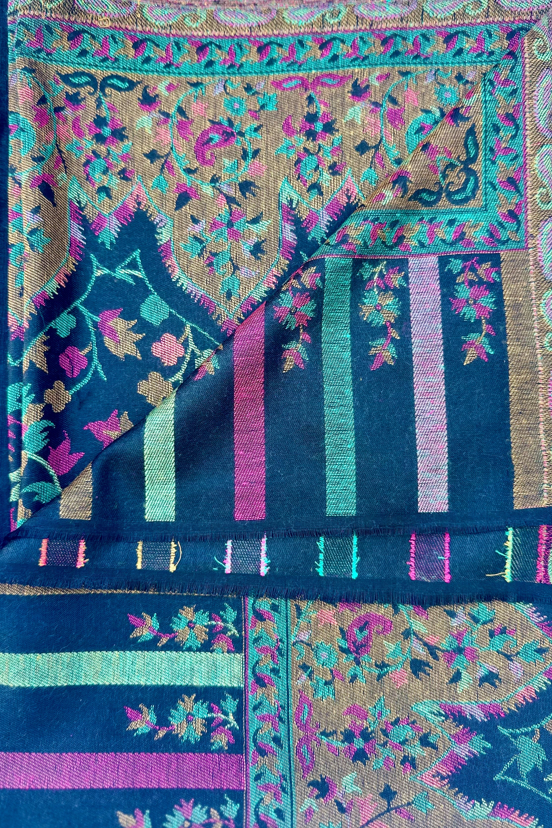 Cashmere & Bamboo Scarf In Black Botanical