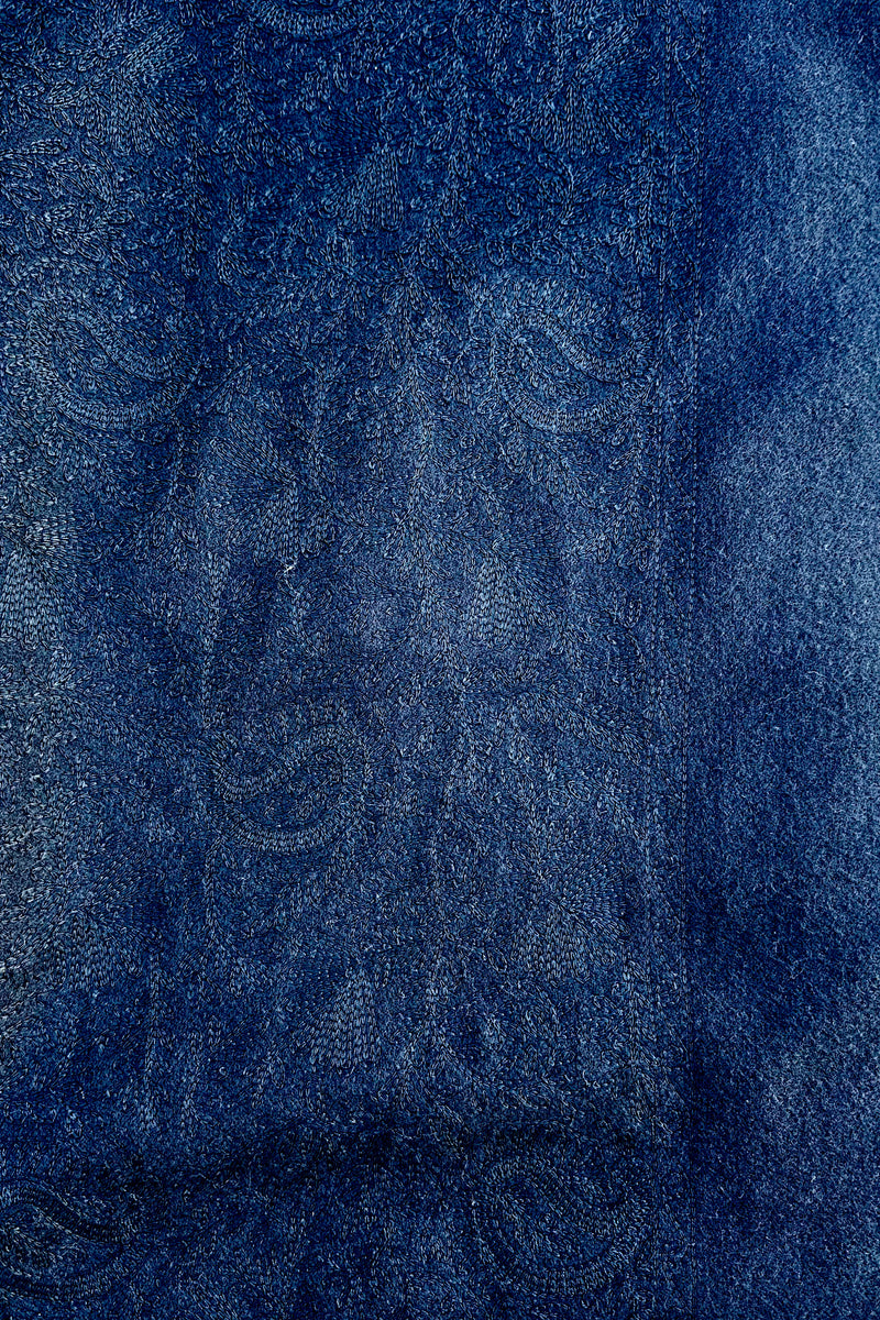 Embroidered Cashmere Pashmina In Ebony