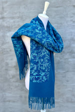Embroidered Cashmere Pashmina In Peacock