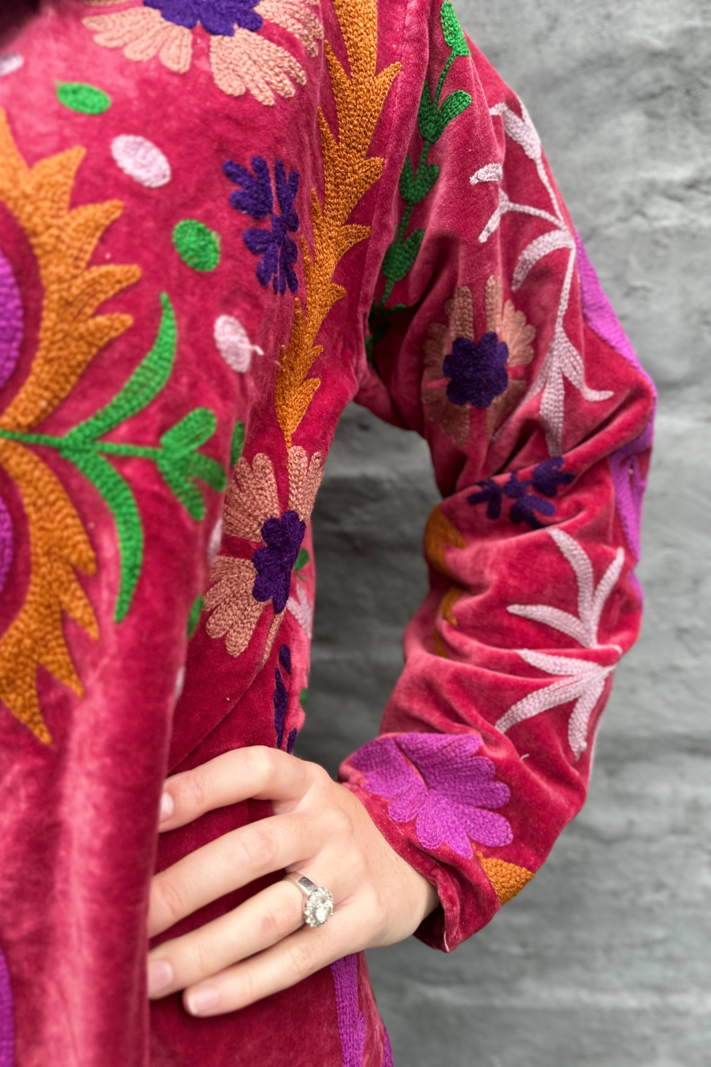 Velvet Love Jacket In Rouge