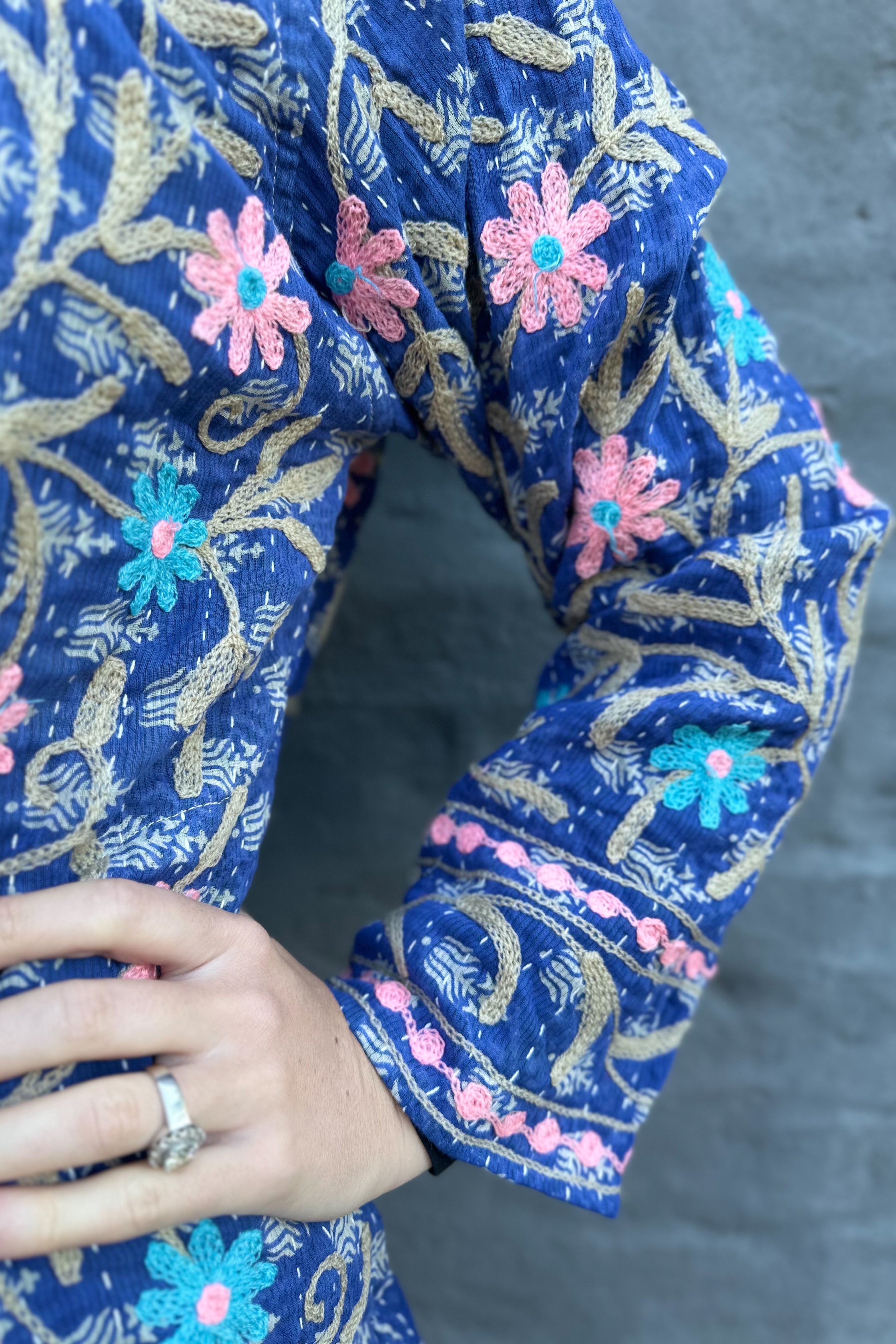 Embroidered Kantha Jacket In Baby Pink Daisy