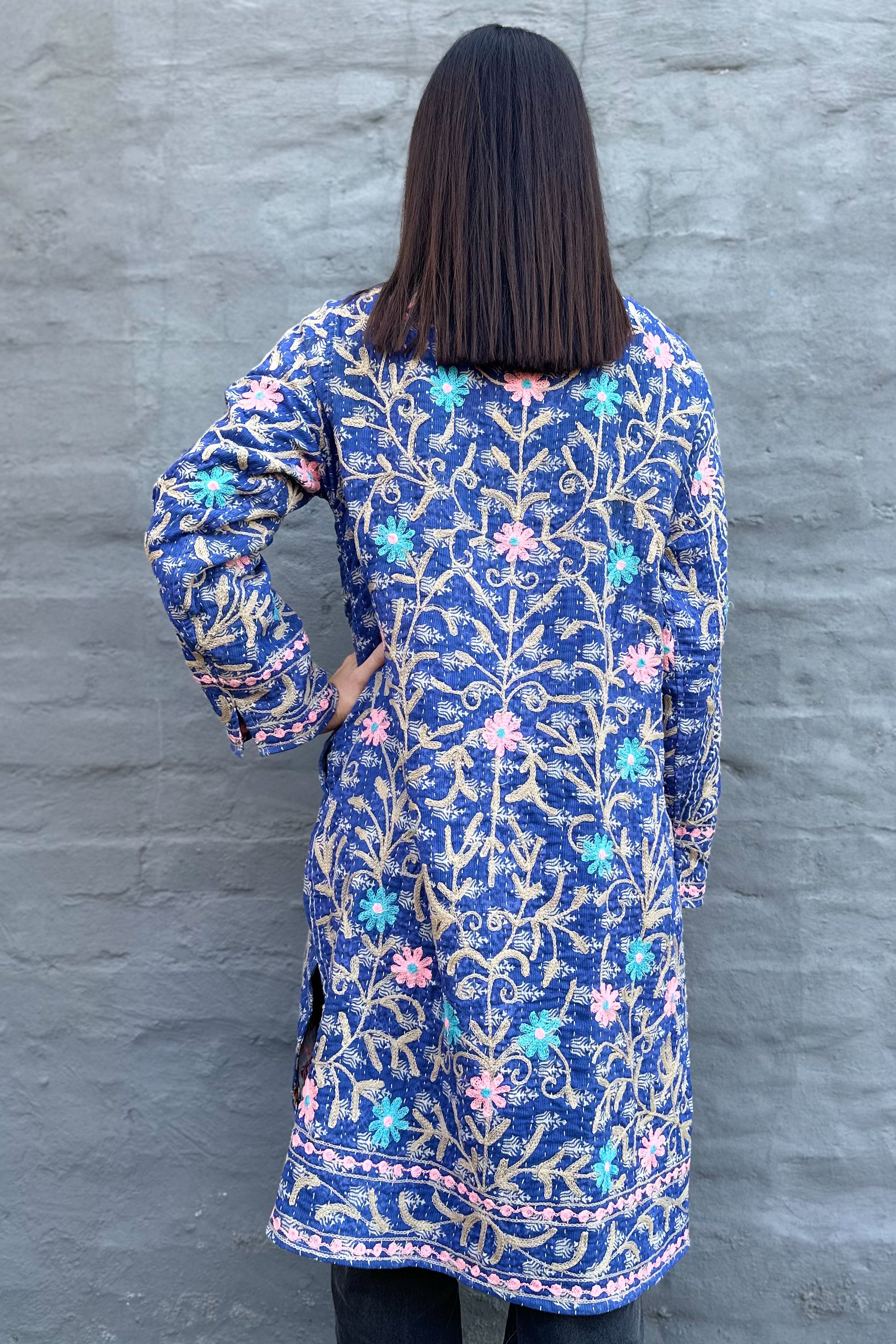 Embroidered Kantha Jacket In Baby Pink Daisy