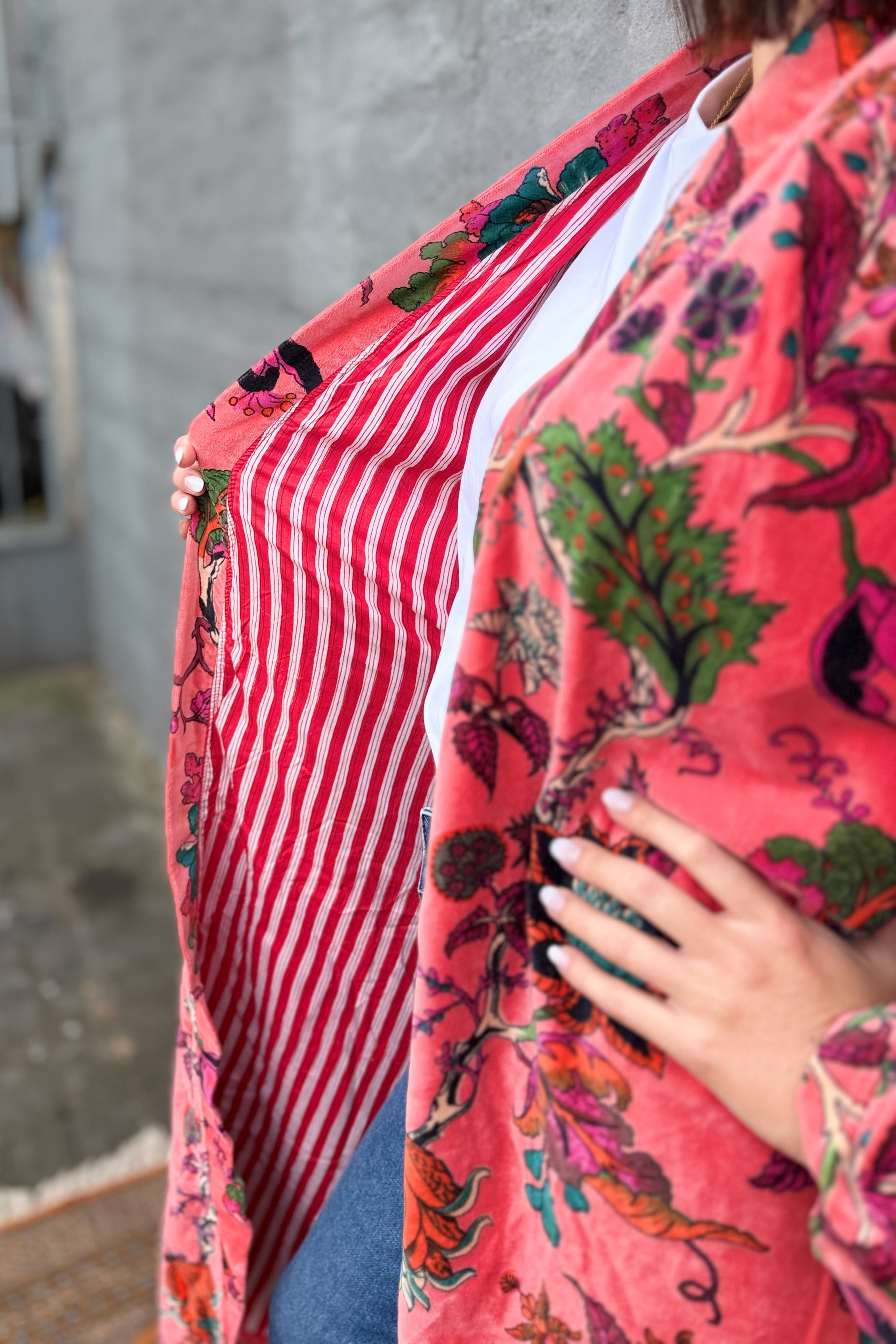 Velvet Kimono In Peachy Pink Botanical