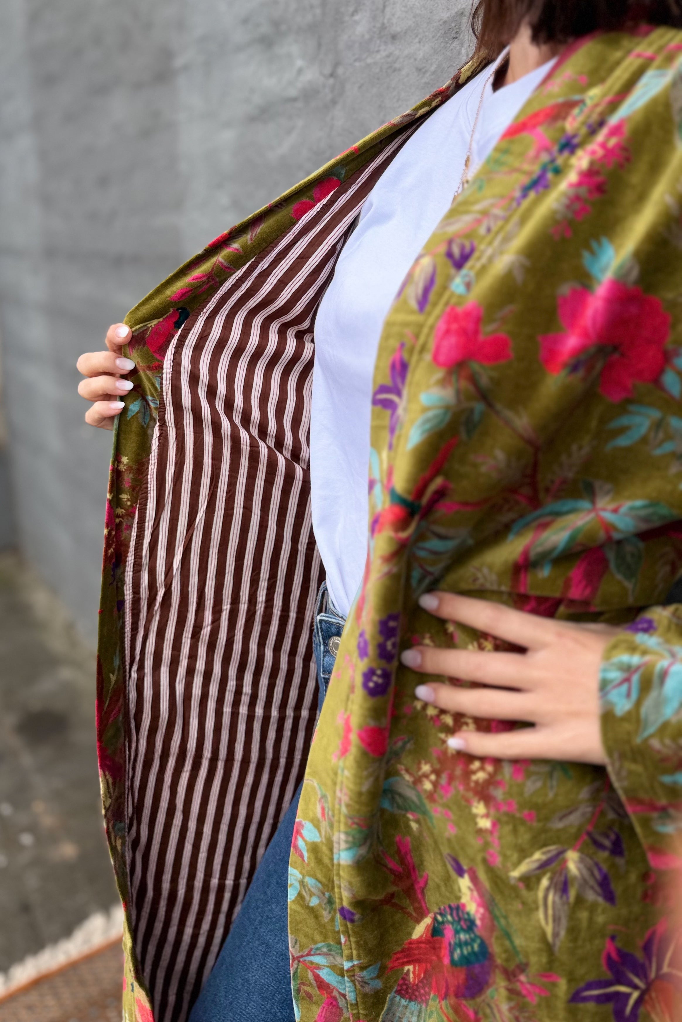 Velvet Kimono In Olive Botanical