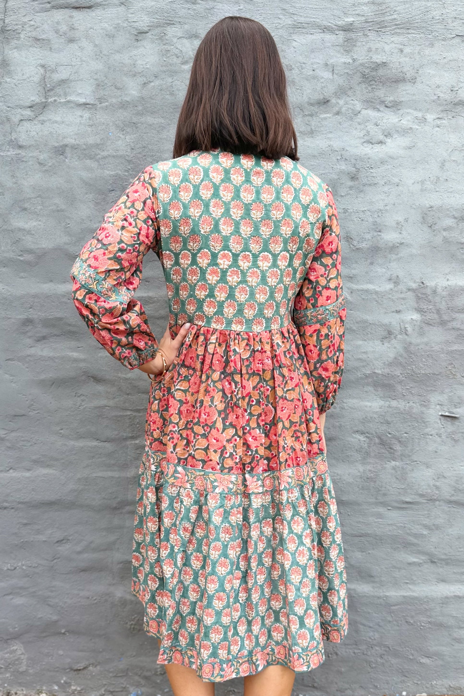 Betty Dress In Green & Peach Petunia