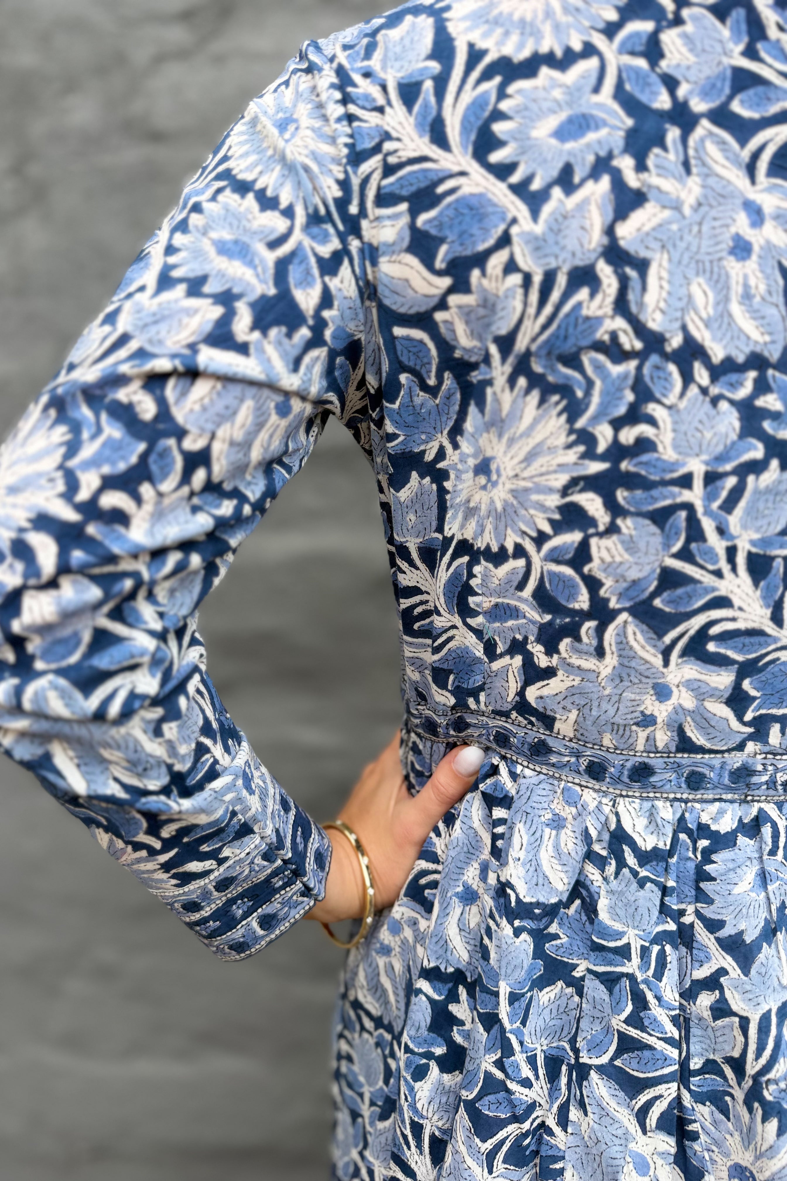 Mabel Dress In Indigo Floral
