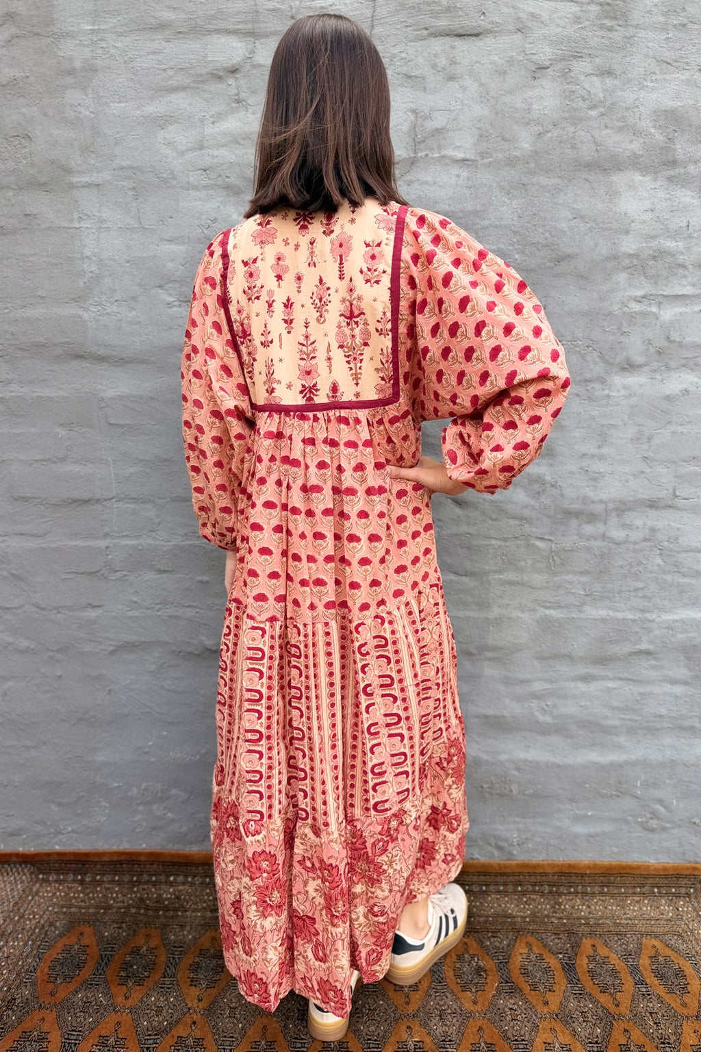 Delilah Dress In Warm Scarlet