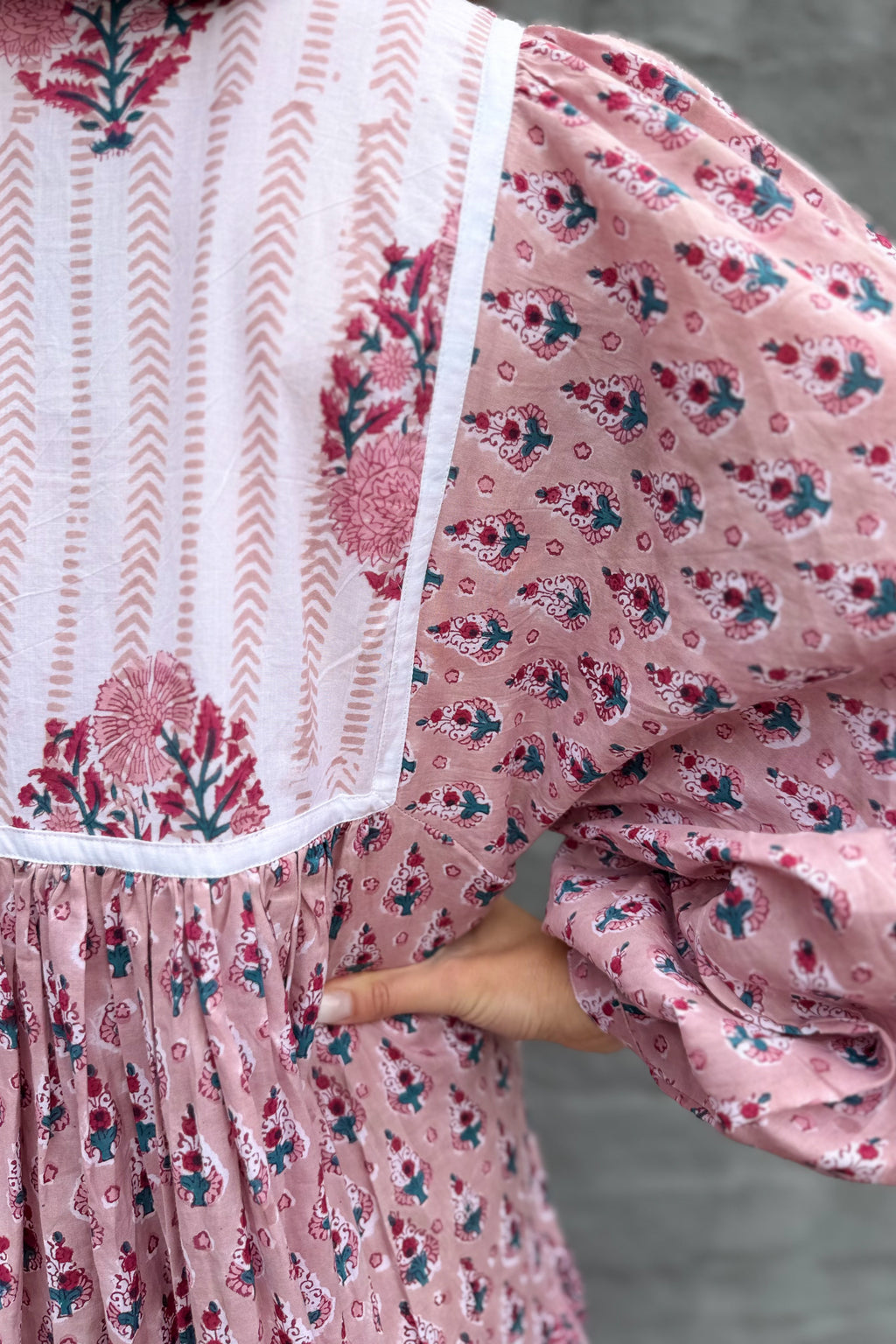 Delilah Dress In Dusty Mauve