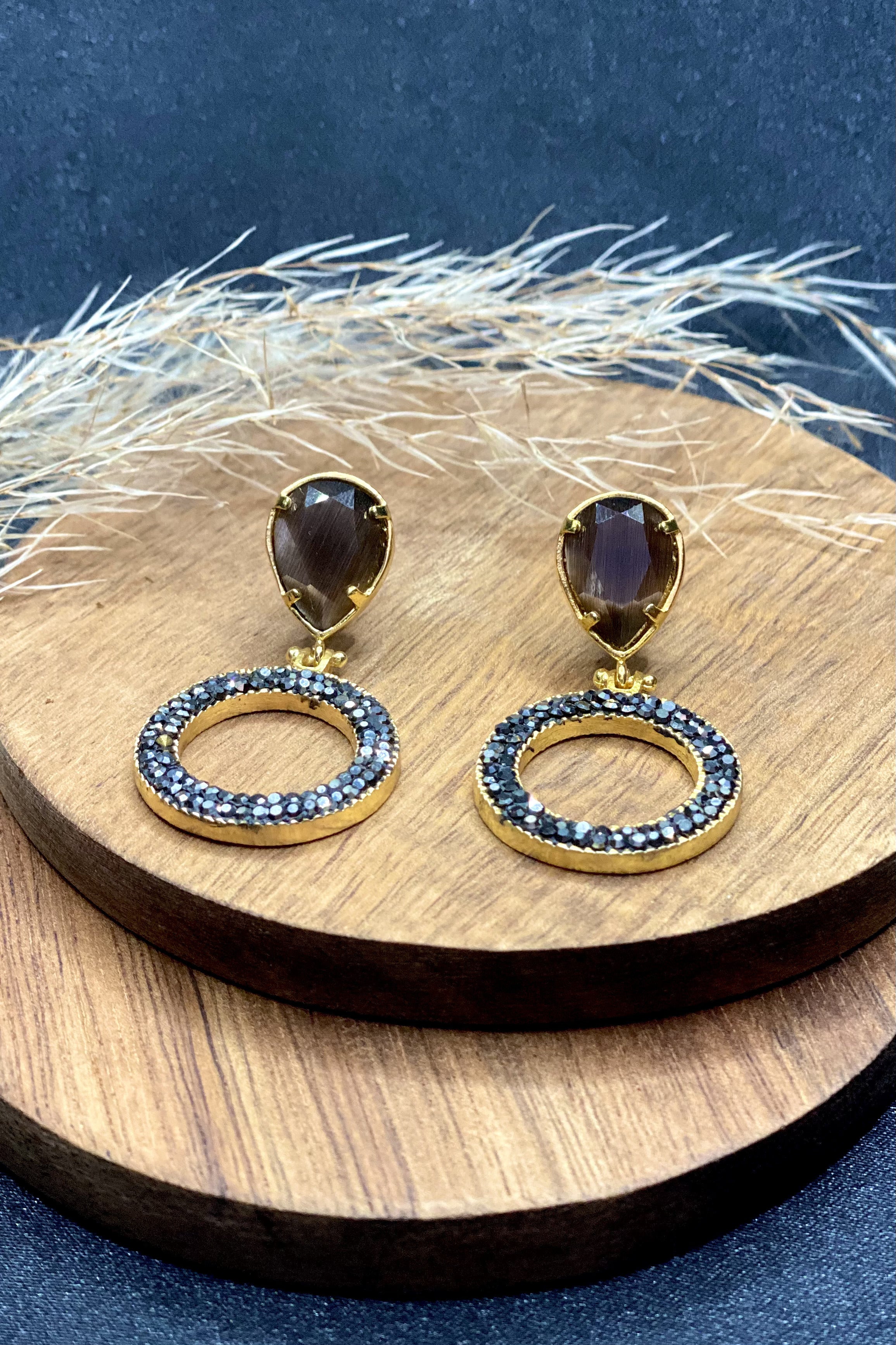 Laila Earrings In Brown